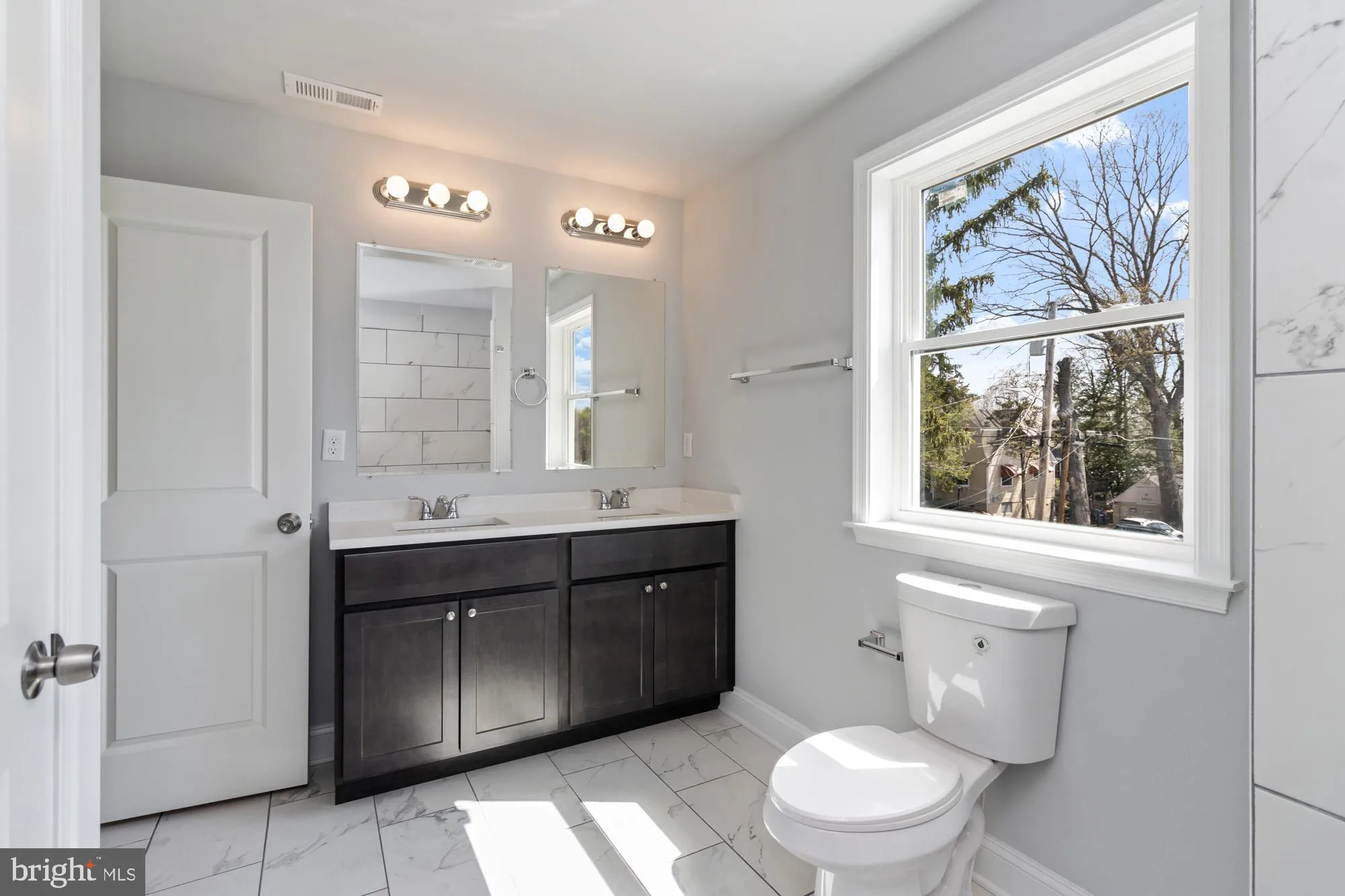 Baltimore, Maryland 21224, United States, 3 Bedrooms Bedrooms, ,3 BathroomsBathrooms,Residential,Active,101788