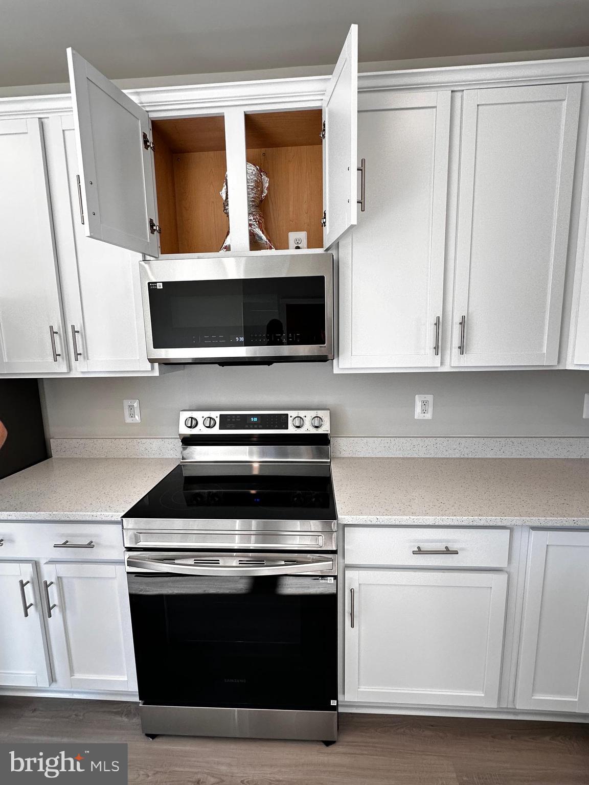 SOUTH BROOK - Residential Lease