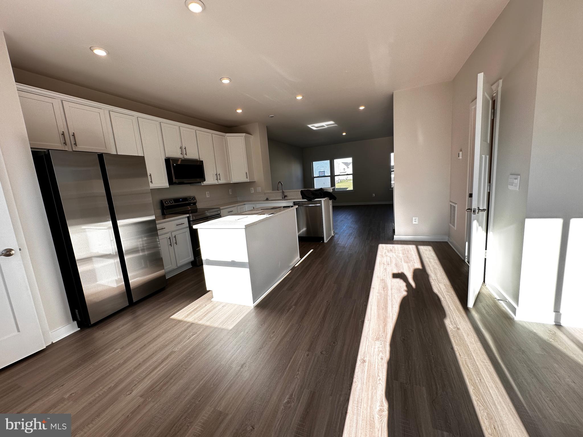 SOUTH BROOK - Residential Lease