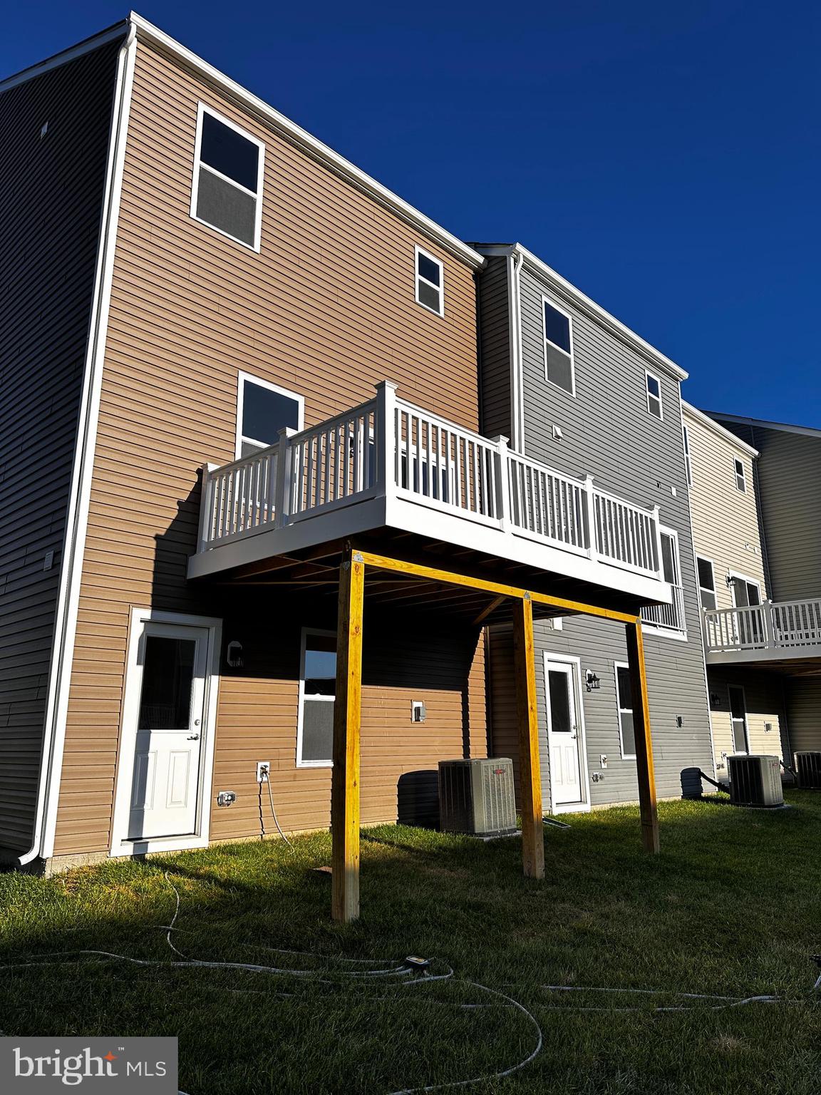 SOUTH BROOK - Residential Lease