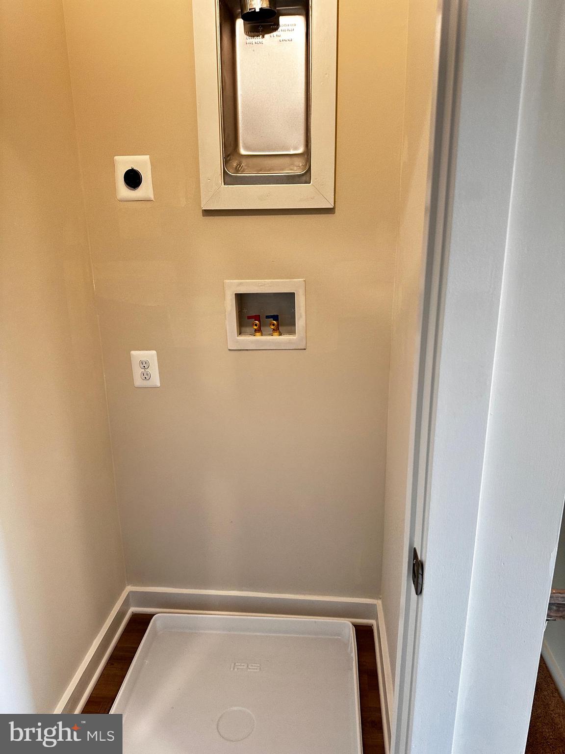 SOUTH BROOK - Residential Lease