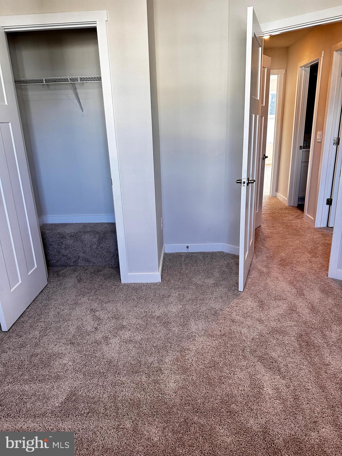 SOUTH BROOK - Residential Lease