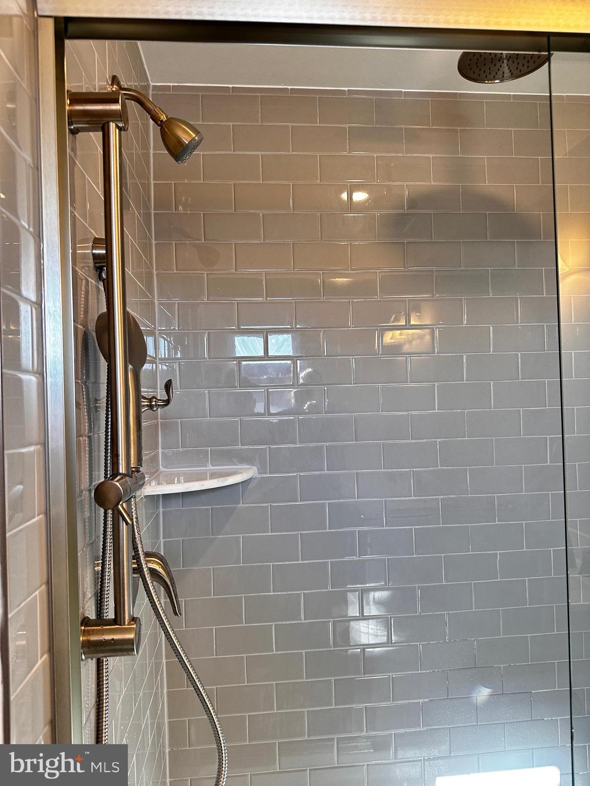 SOUTH BROOK - Residential Lease