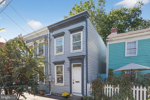 312 N HENRY STREET 1/2 ALEXANDRIA VA 22314