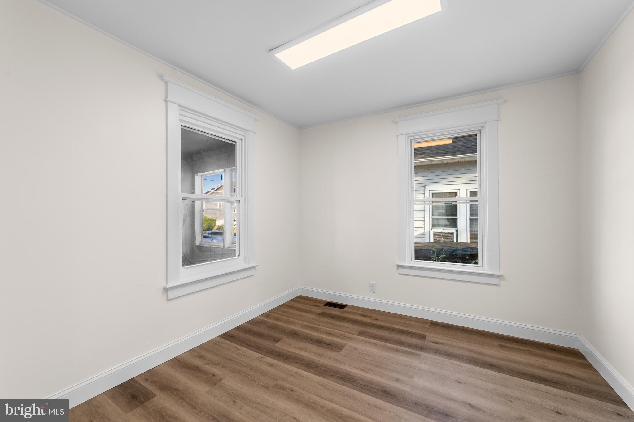 257 HOMECREST AVENUE