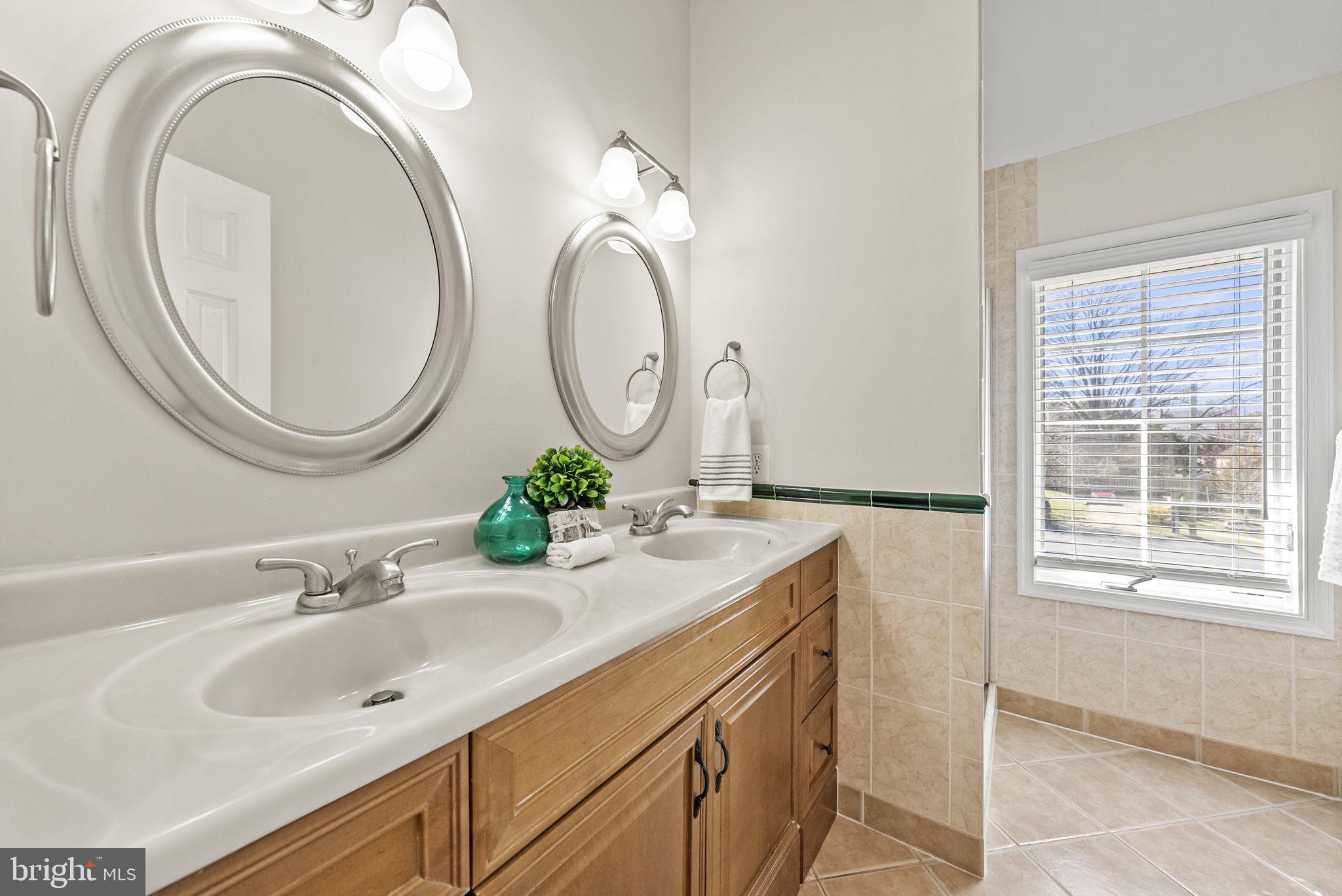 KENT GARDENS - Residential