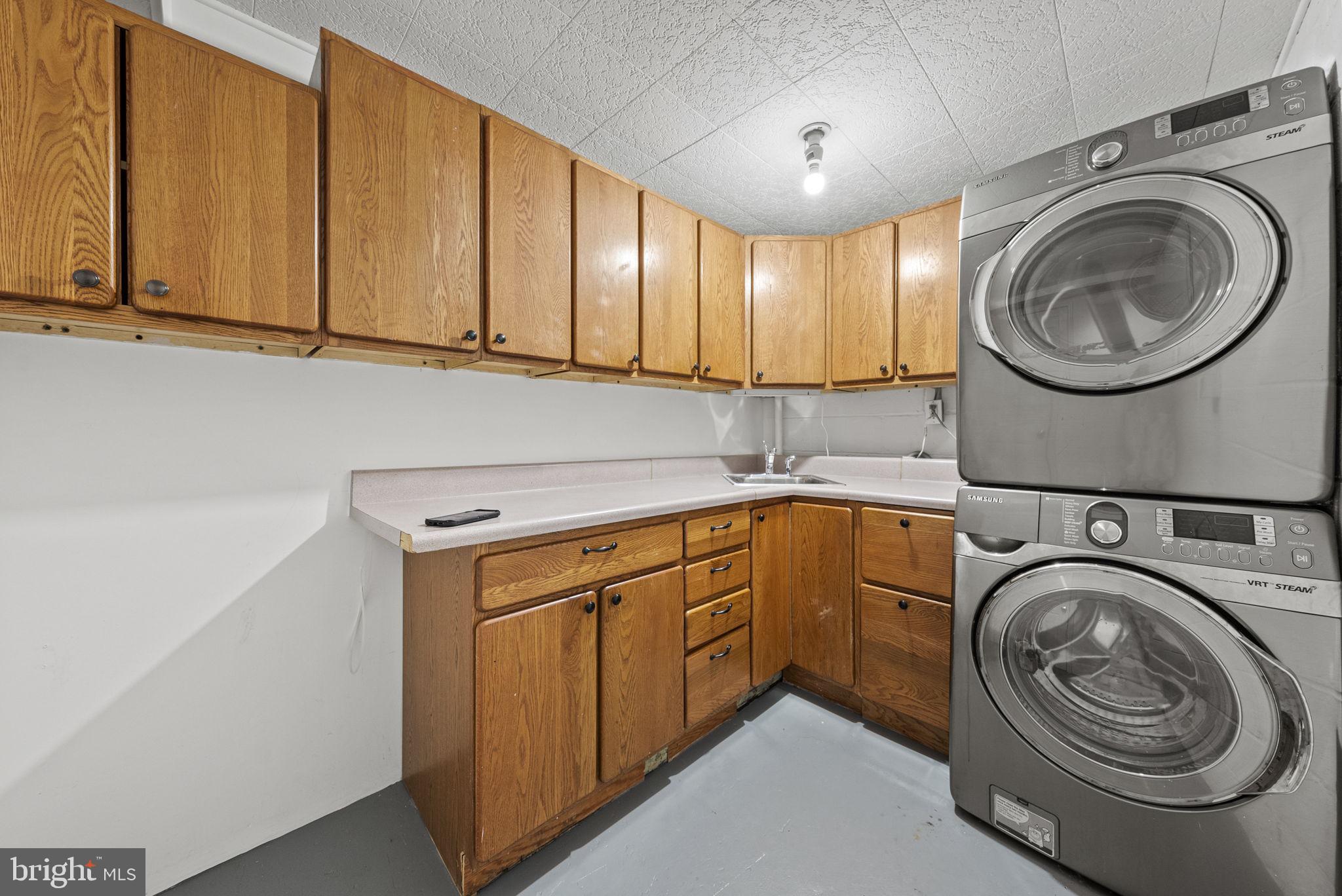 KENT GARDENS - Residential