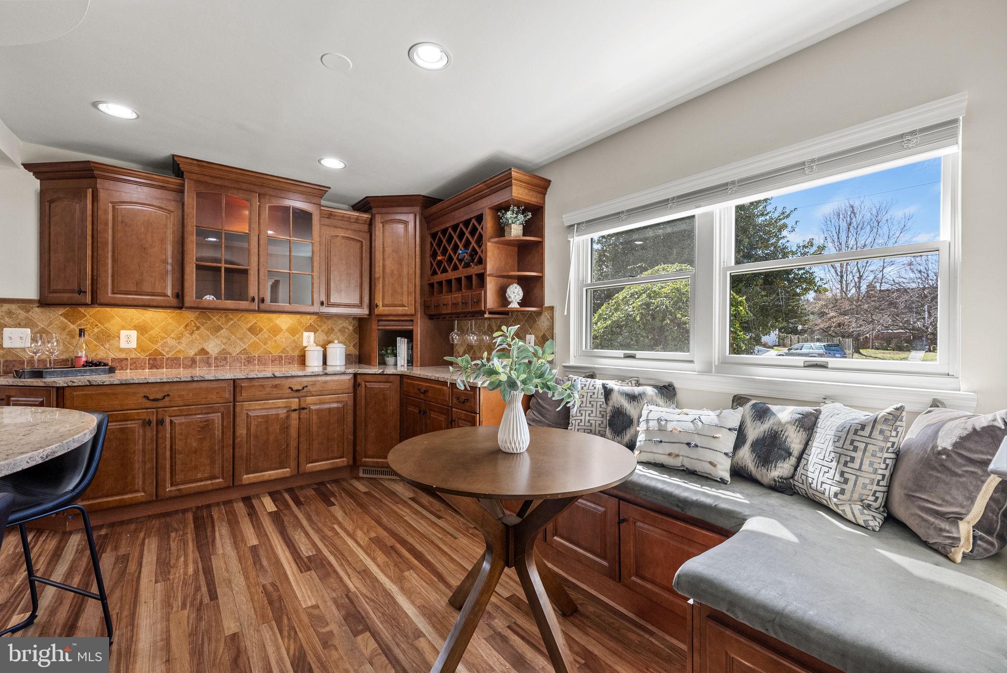 KENT GARDENS - Residential