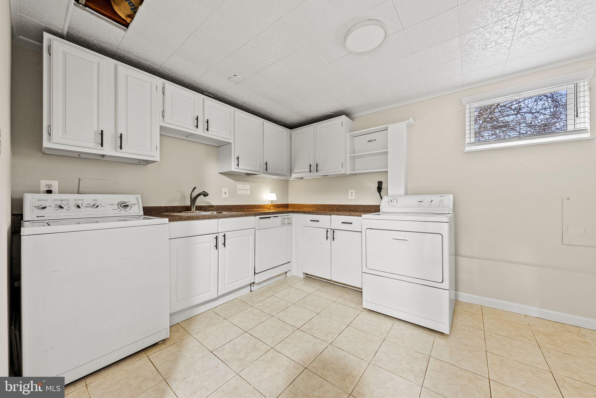 KENT GARDENS - Residential