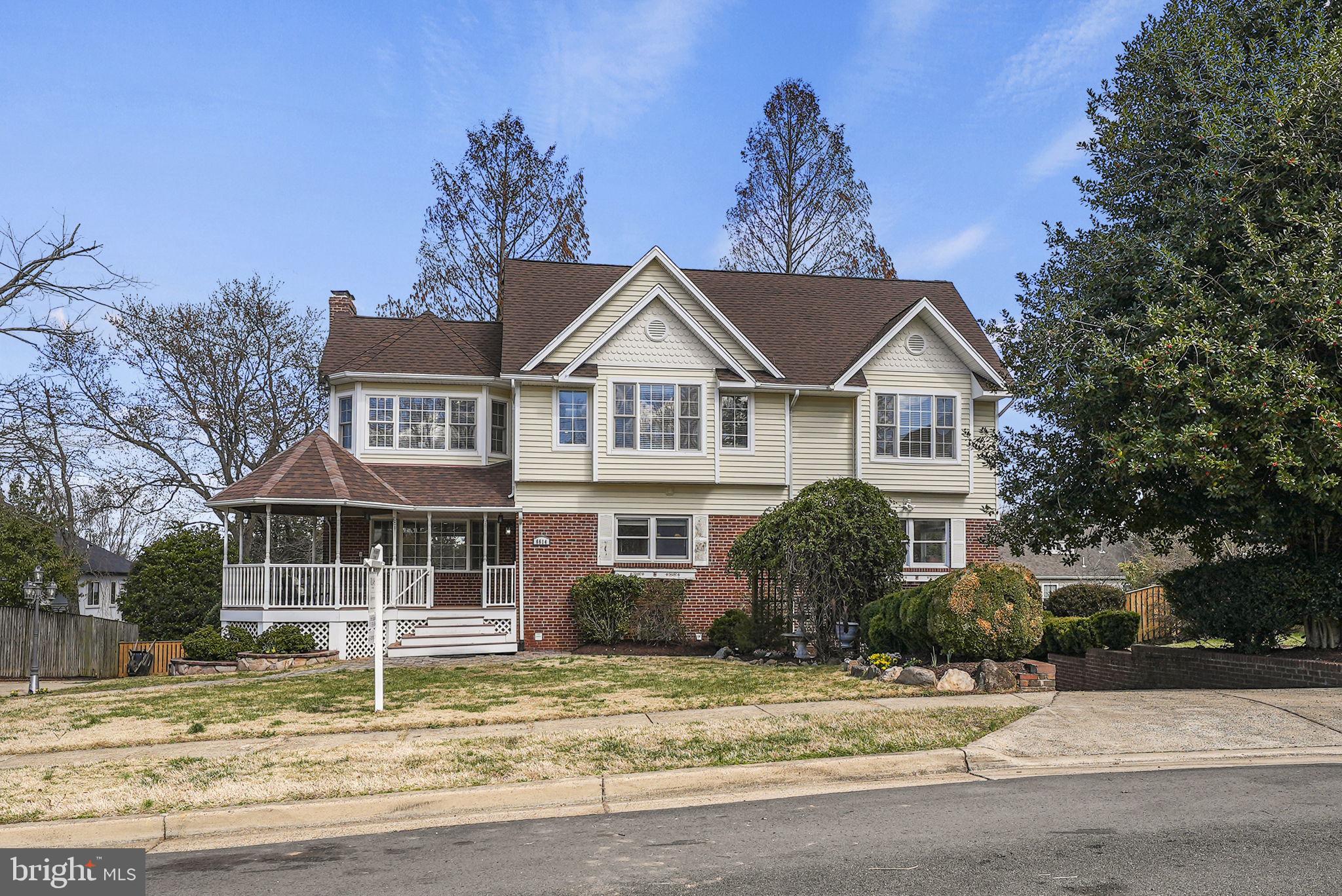 KENT GARDENS - Residential