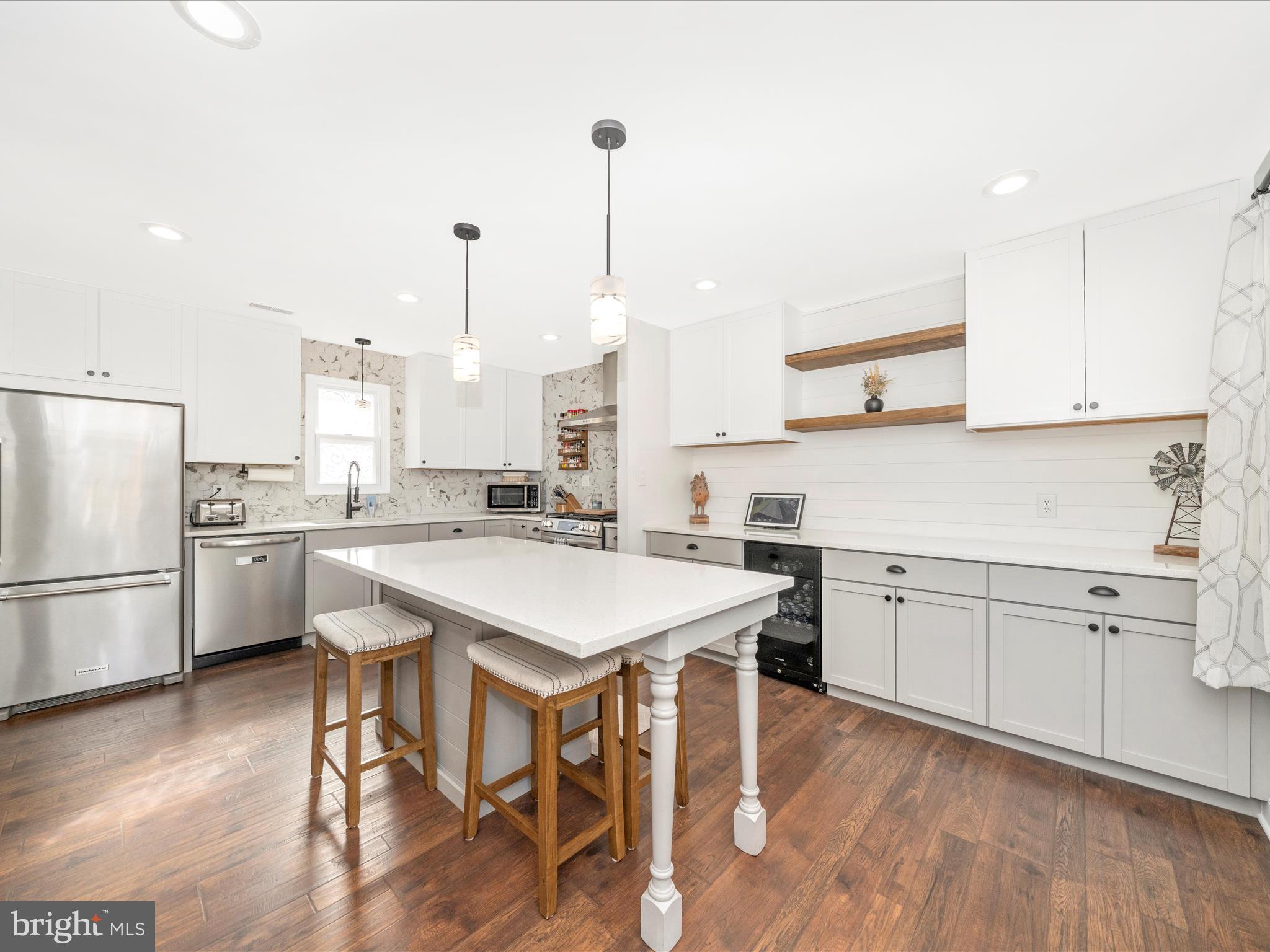 7984 CATHERINE AVENUE