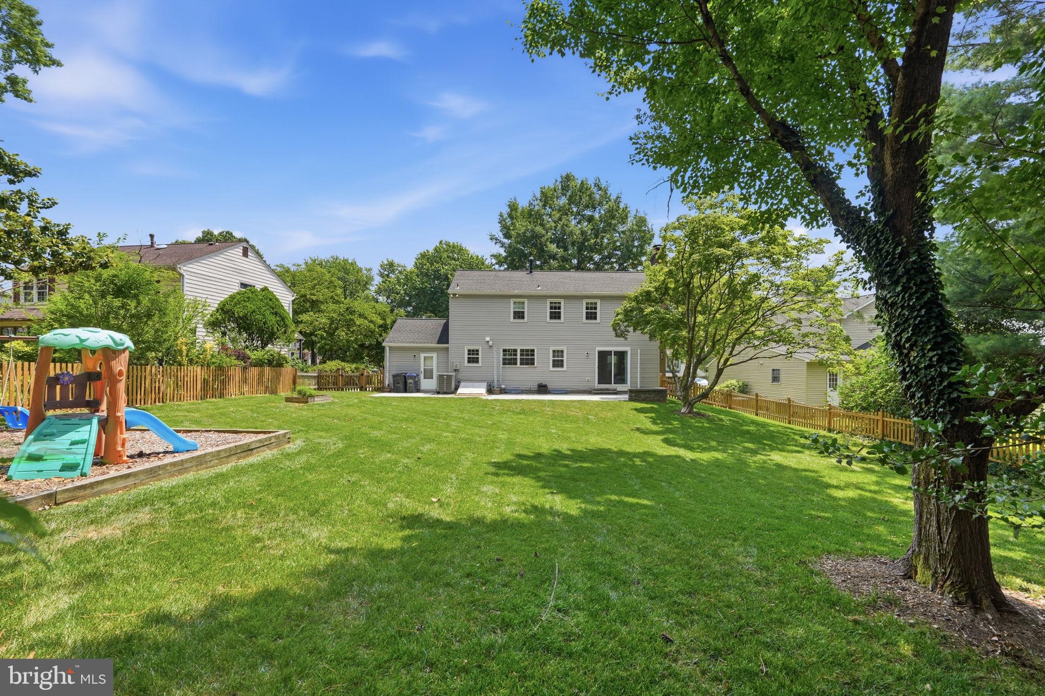 9514 WALLINGFORD DRIVE