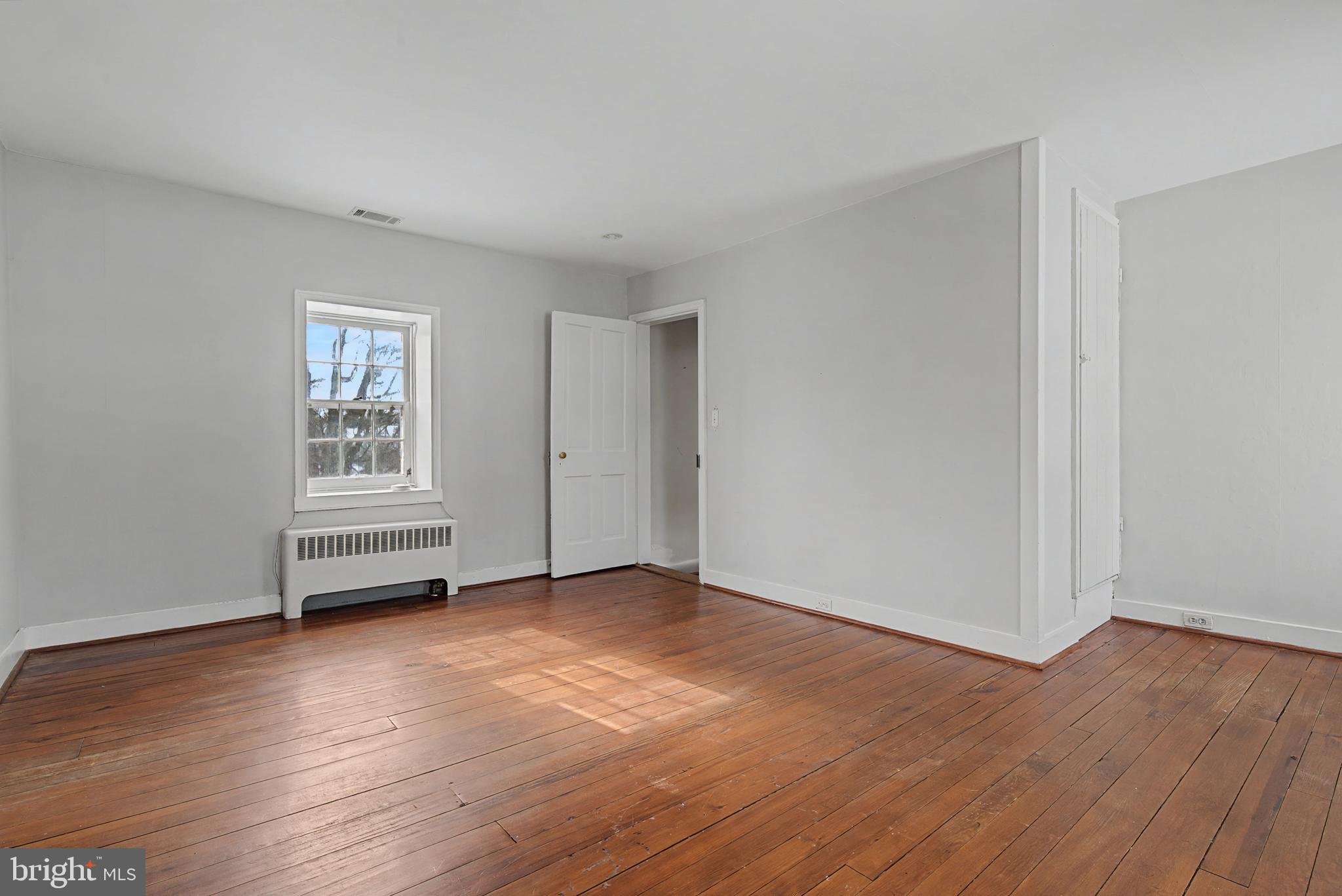 BELLE AIR TOWNHOMES - Residential