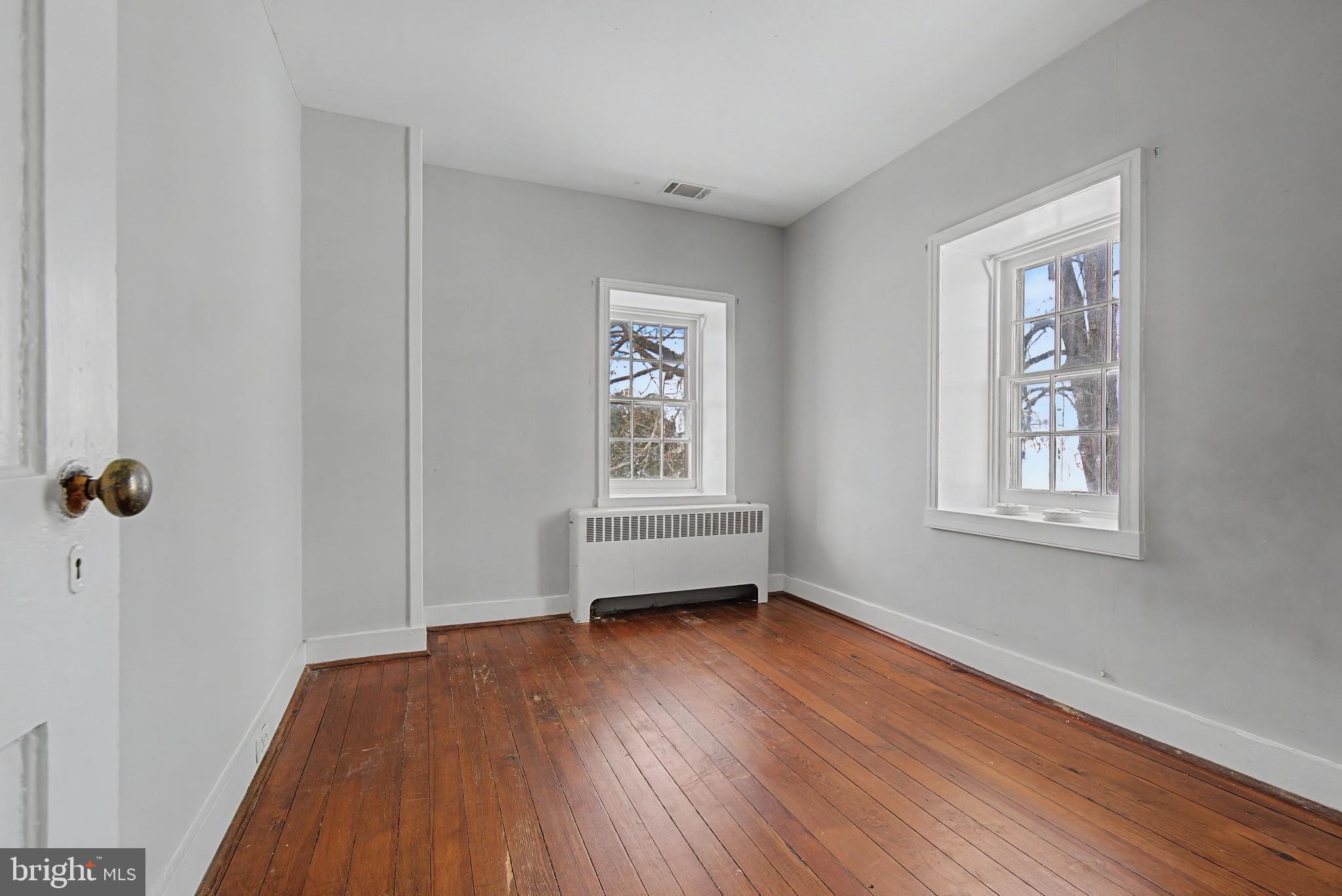 BELLE AIR TOWNHOMES - Residential