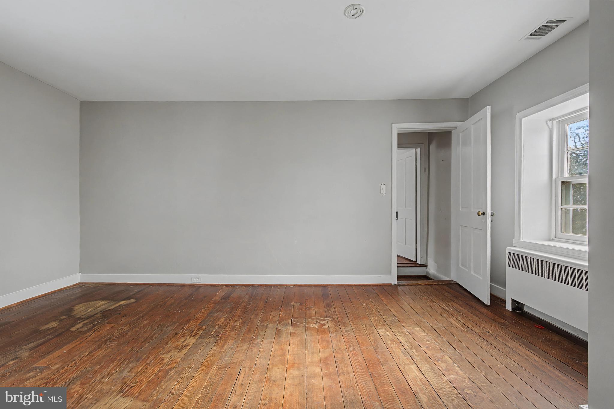 BELLE AIR TOWNHOMES - Residential