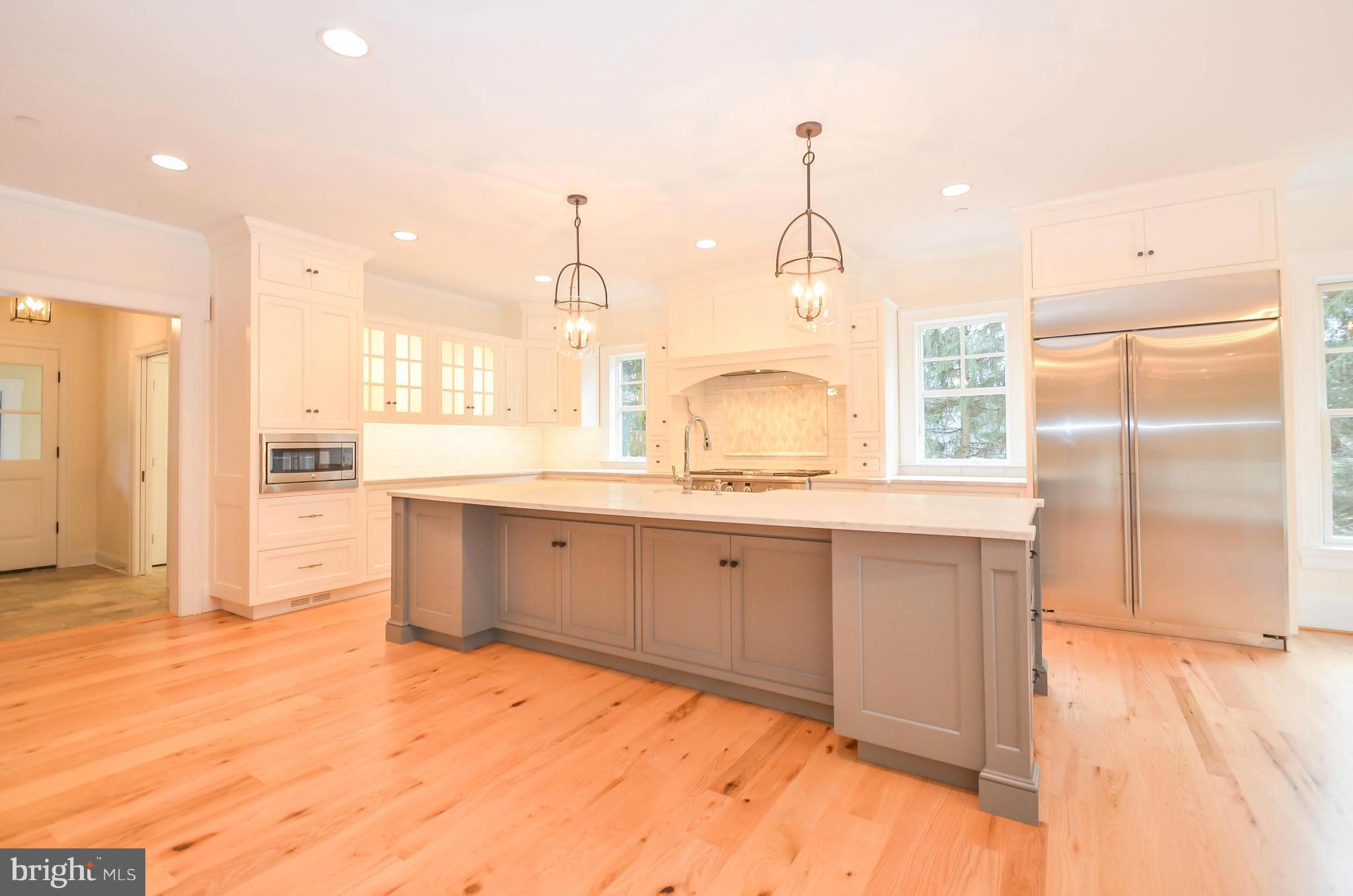 LUTHERVILLE - Residential