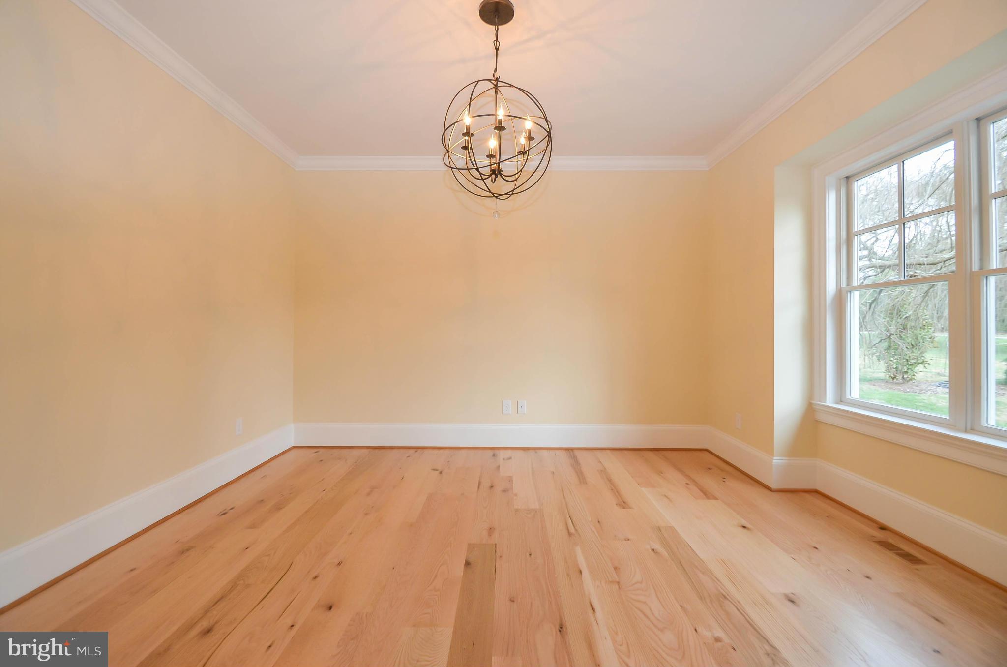 LUTHERVILLE - Residential