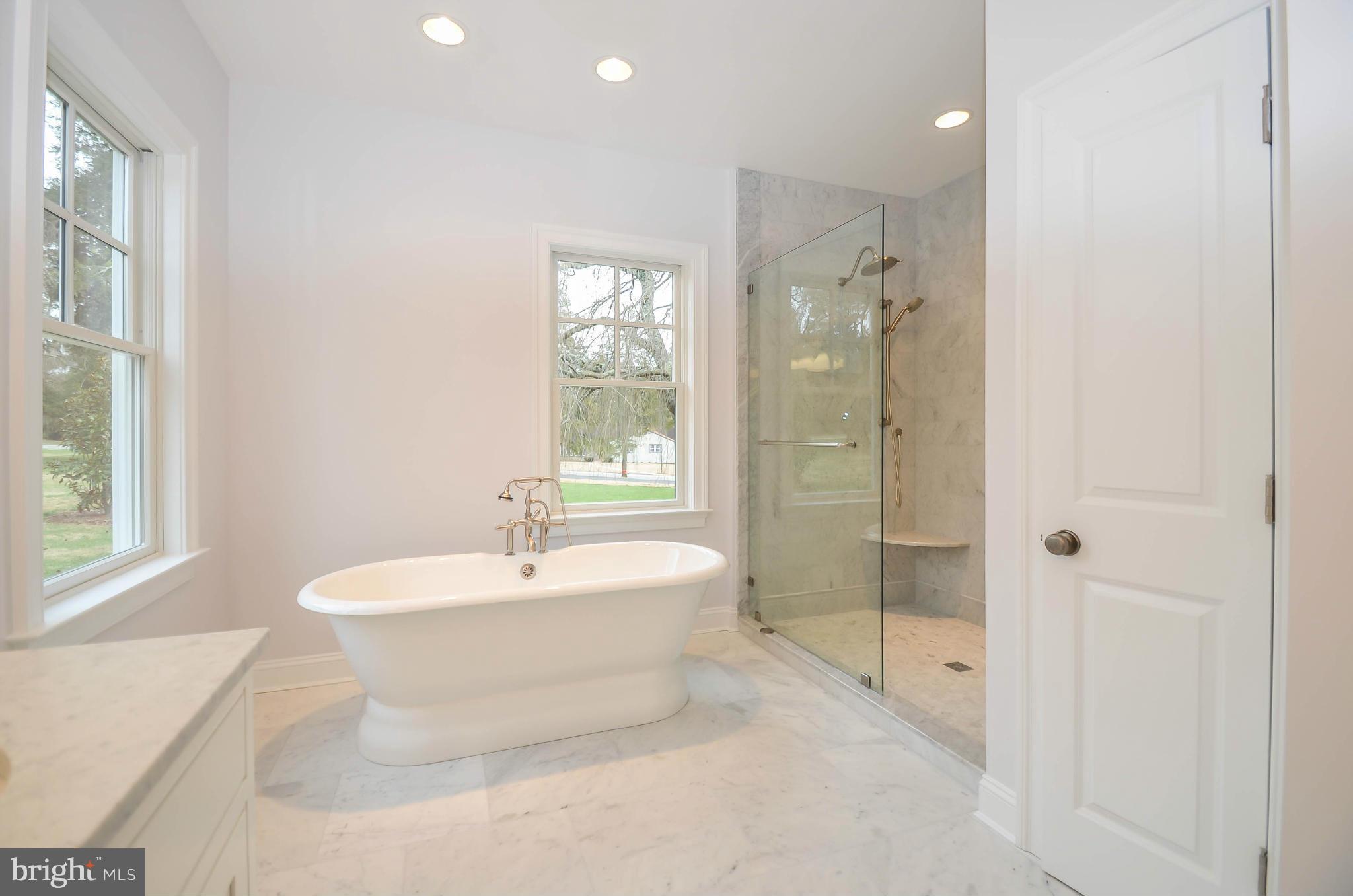 LUTHERVILLE - Residential