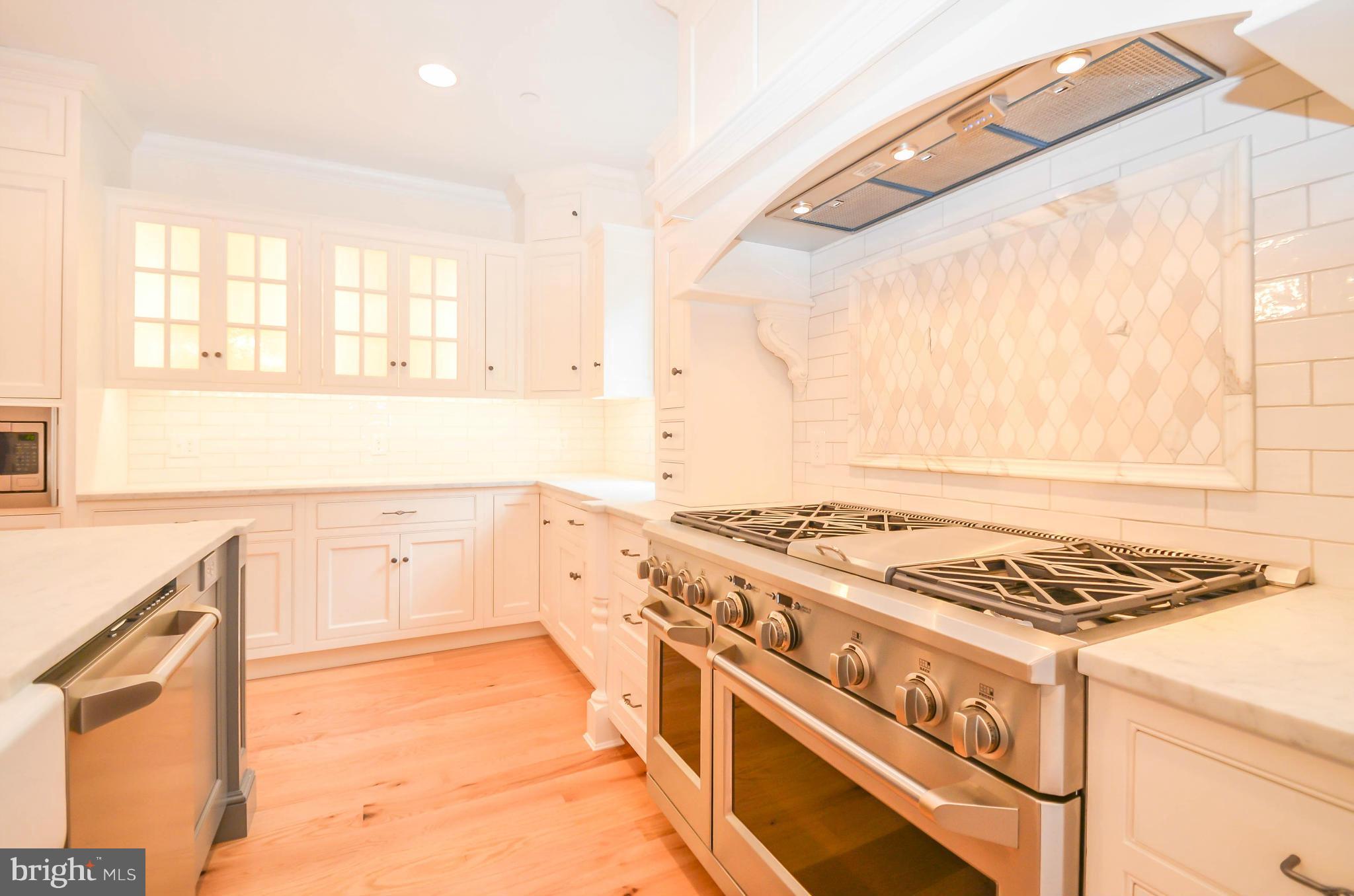 LUTHERVILLE - Residential