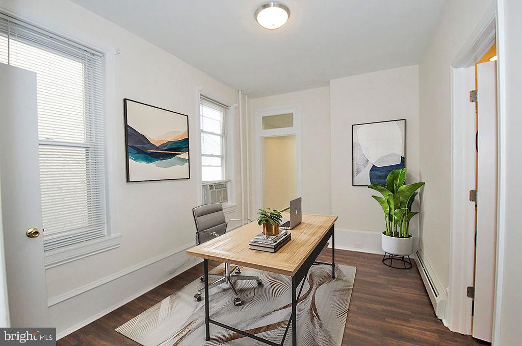 ROXBOROUGH - Residential Lease