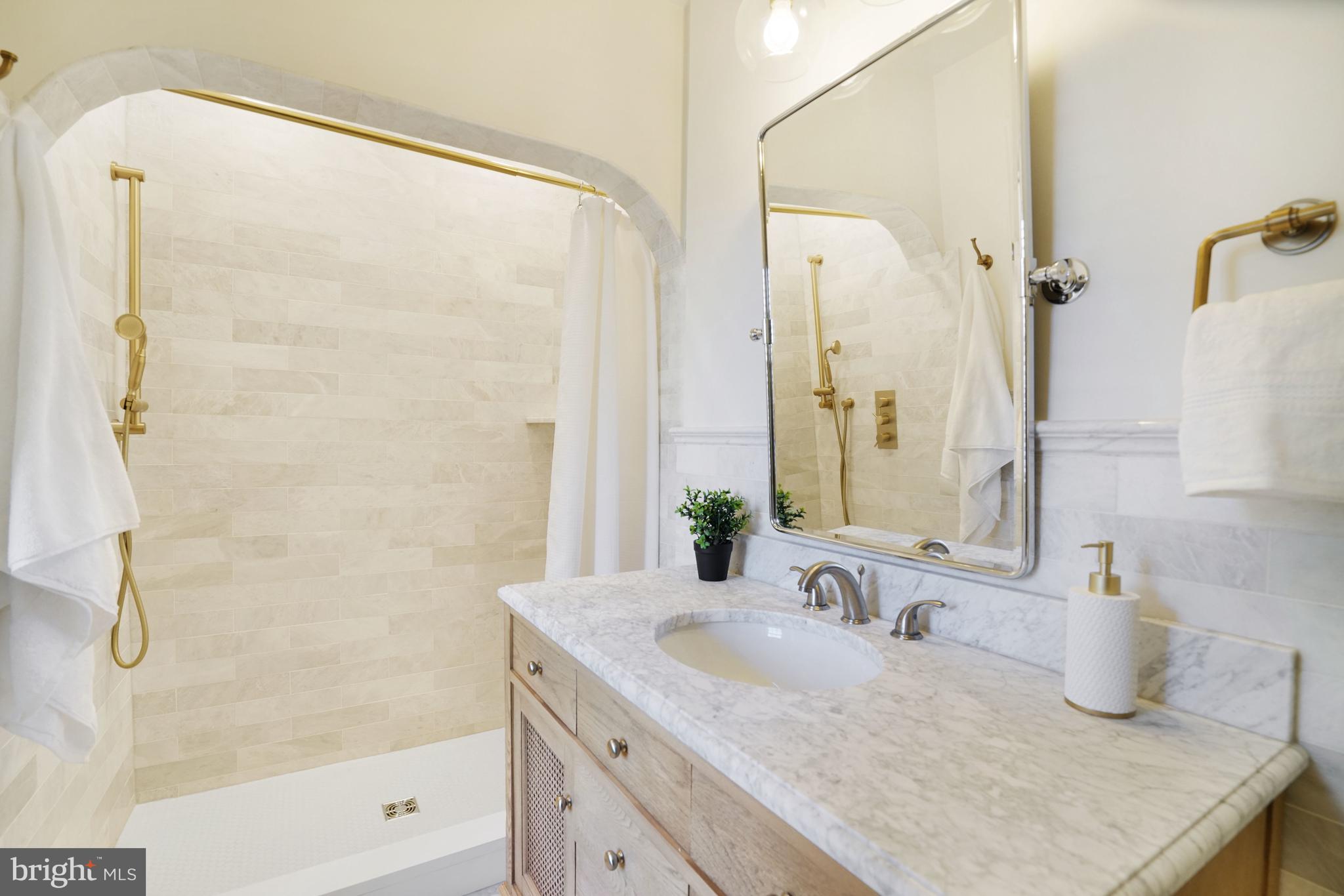 OLD TOWN - Residential