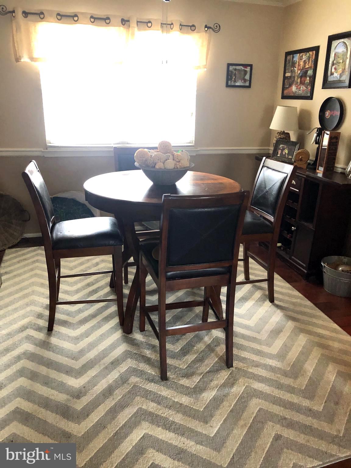 VILLAGE BROOK ESTS - Residential