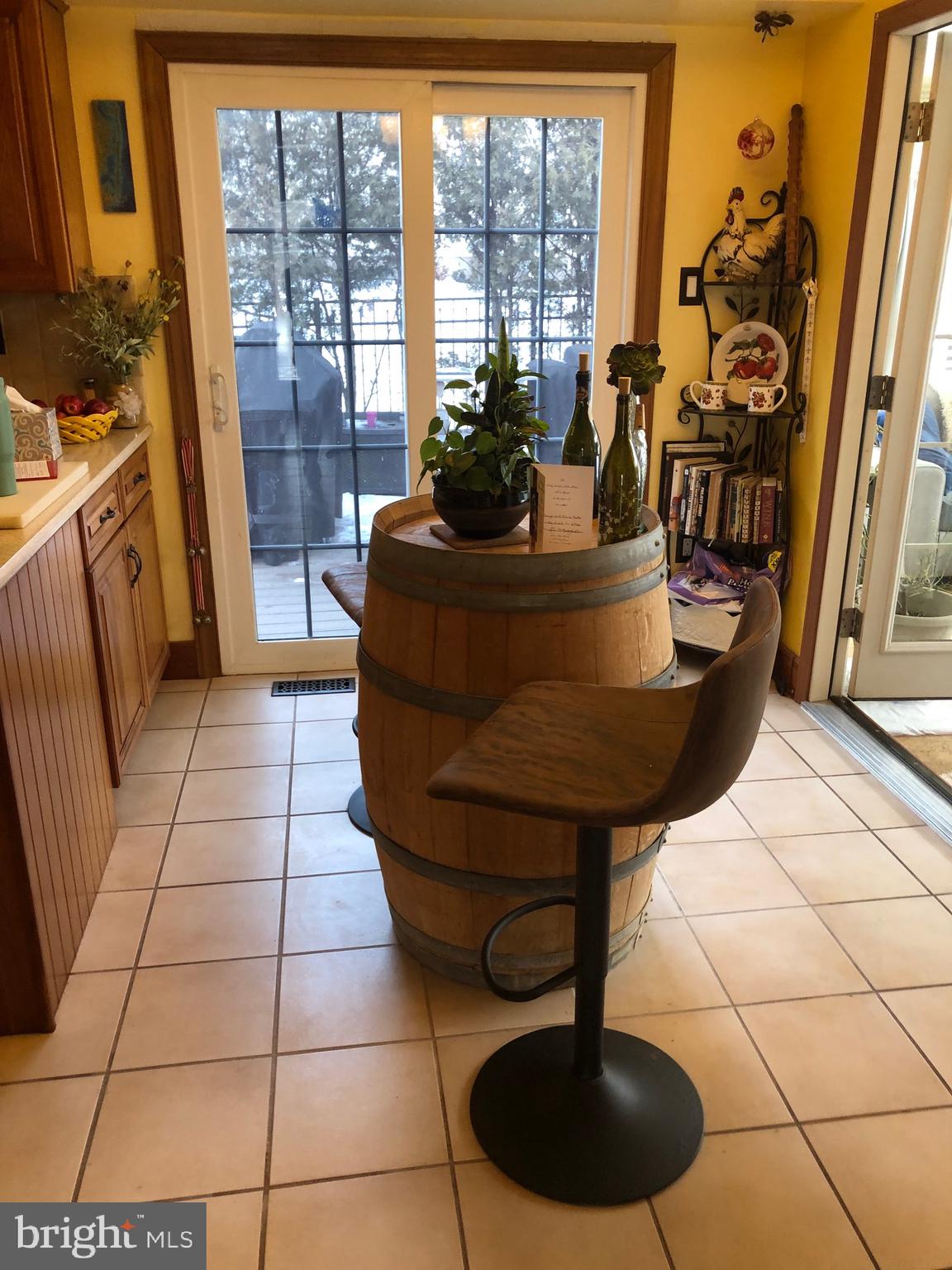 VILLAGE BROOK ESTS - Residential