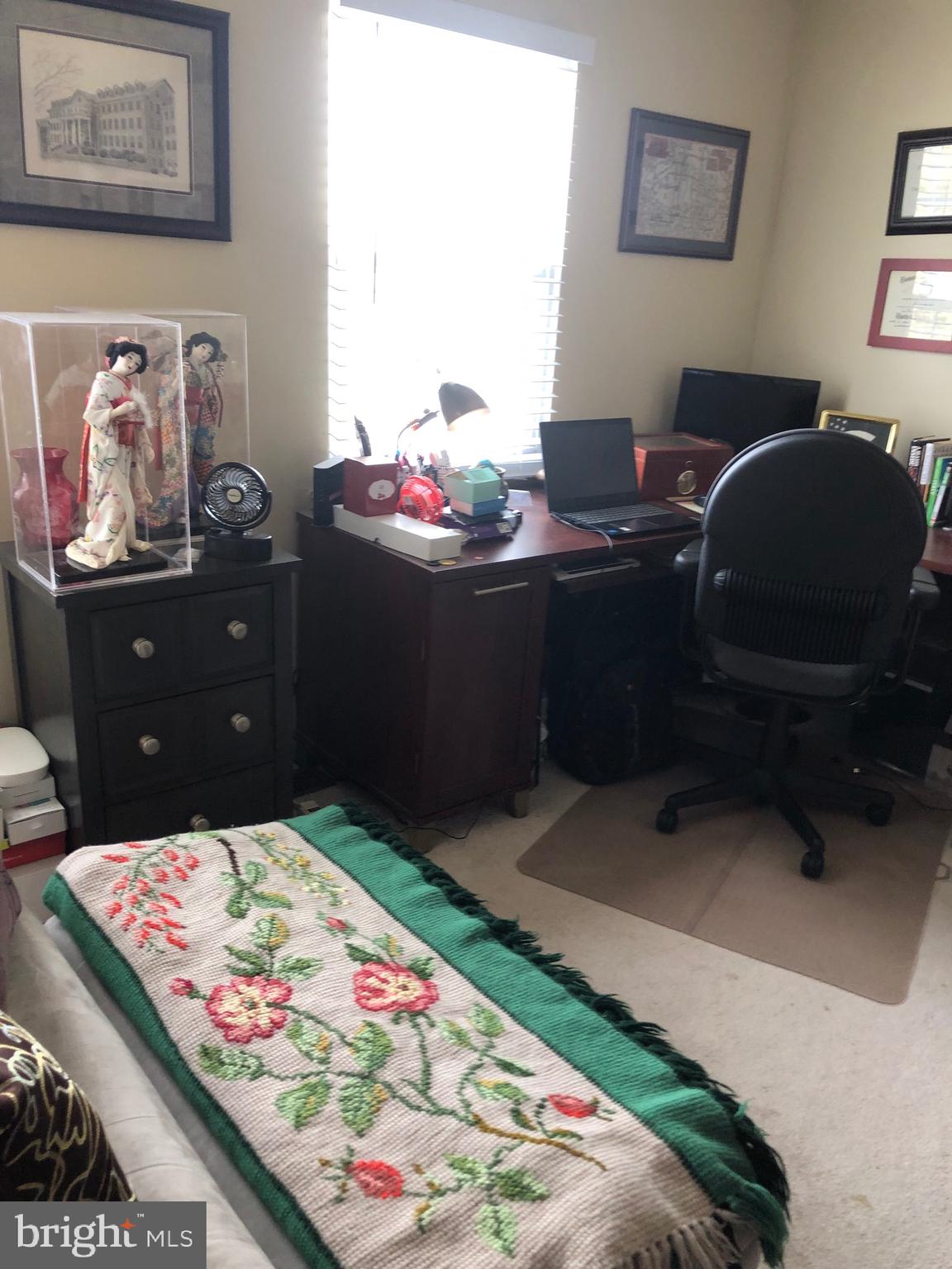 VILLAGE BROOK ESTS - Residential