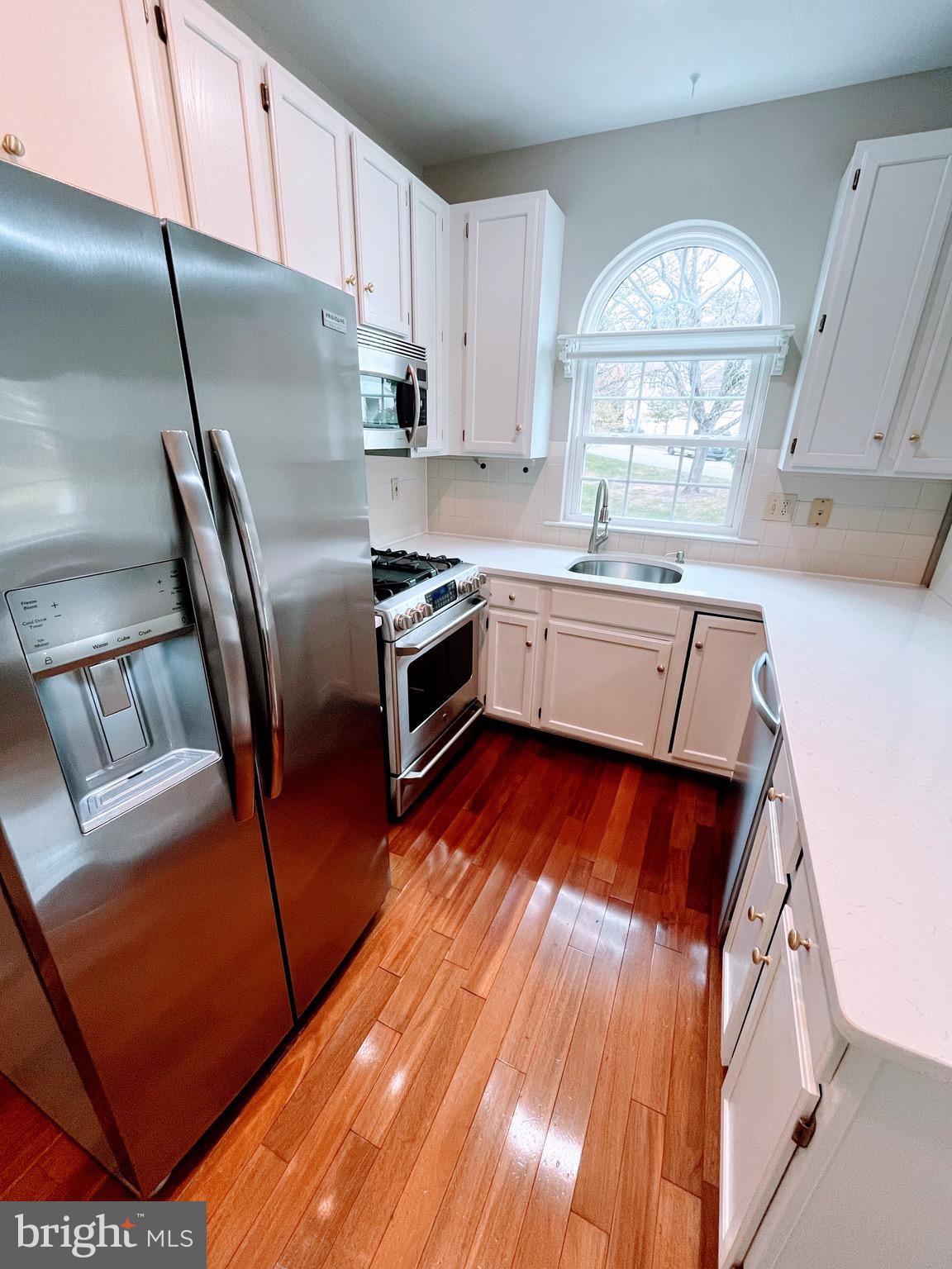 ANDORRA WOODS - Residential Lease