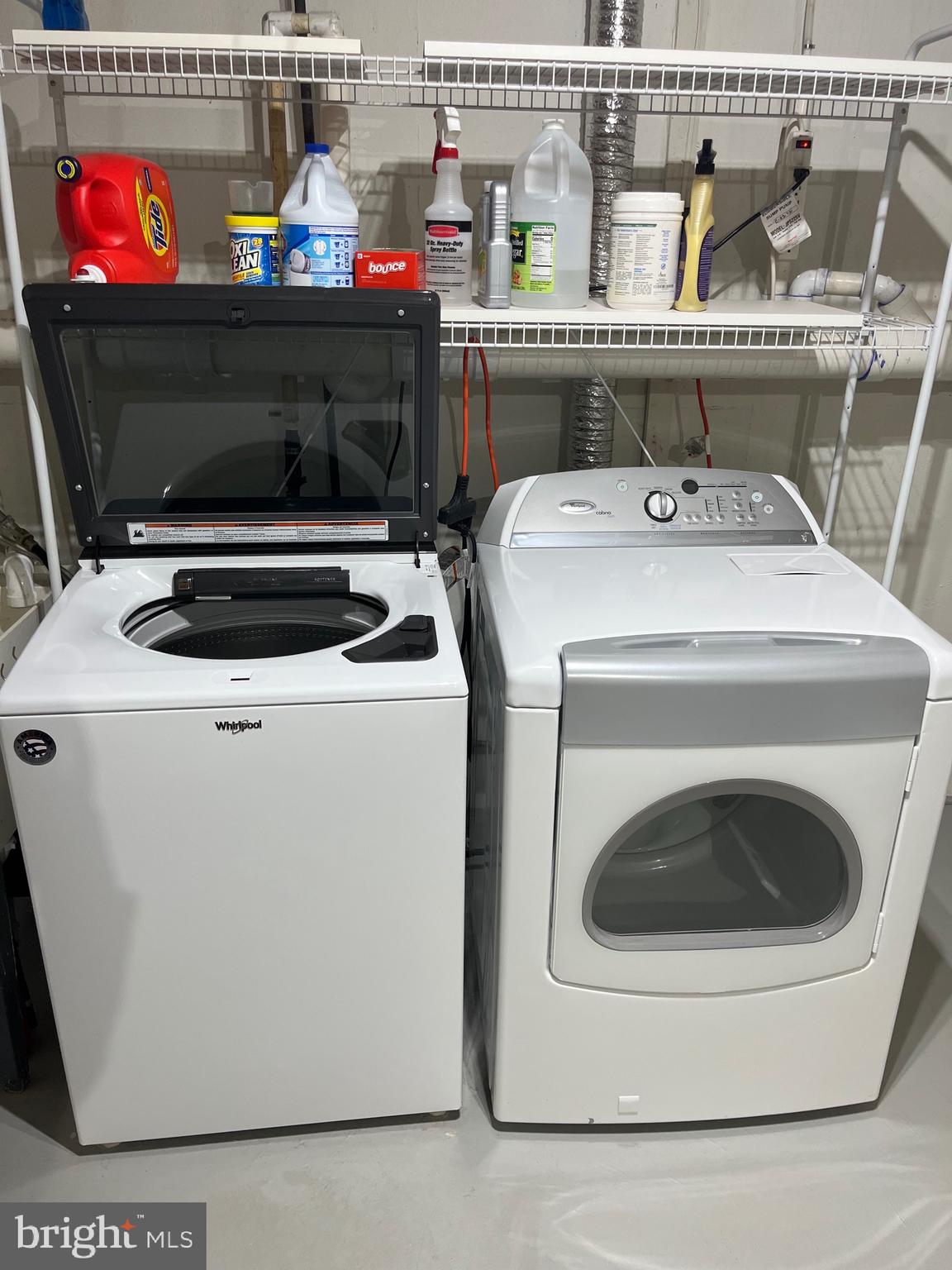 ANDORRA WOODS - Residential Lease