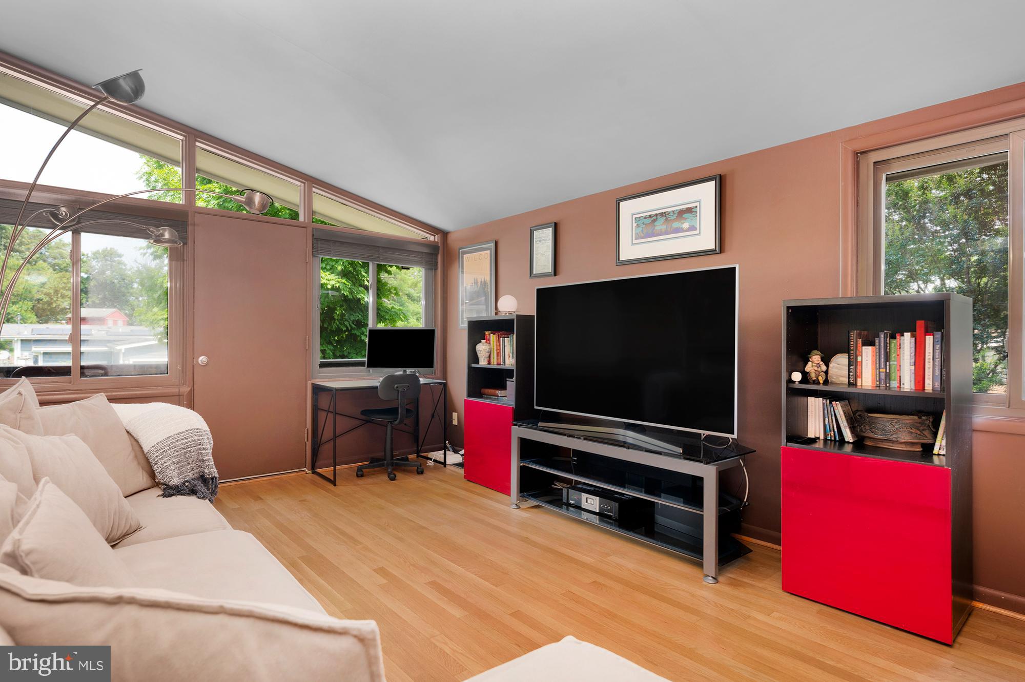 STONELEIGH - Residential