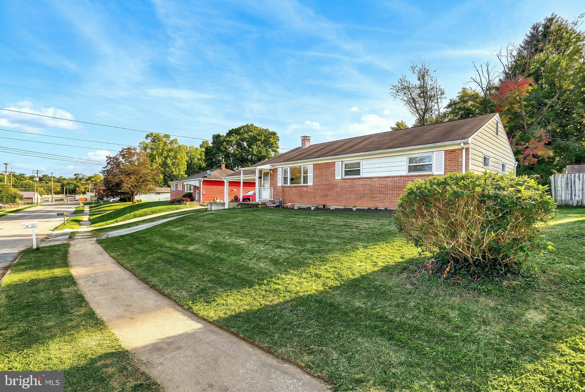 10 DULLES DRIVE E