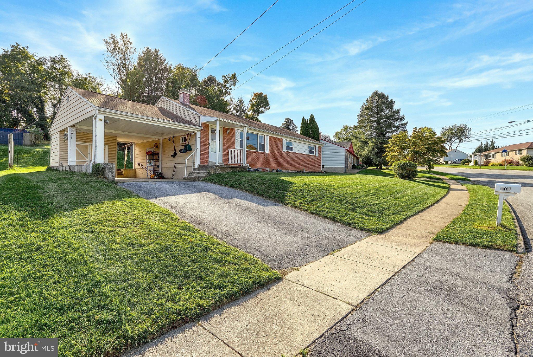 10 DULLES DRIVE E
