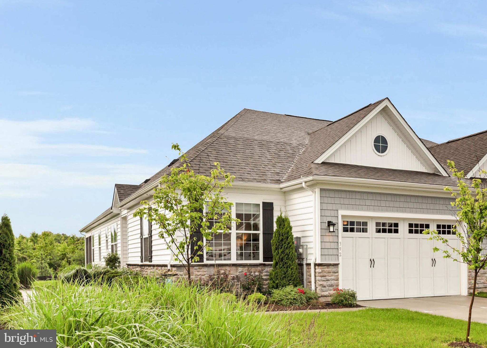 392 MOORINGS CIRCLE