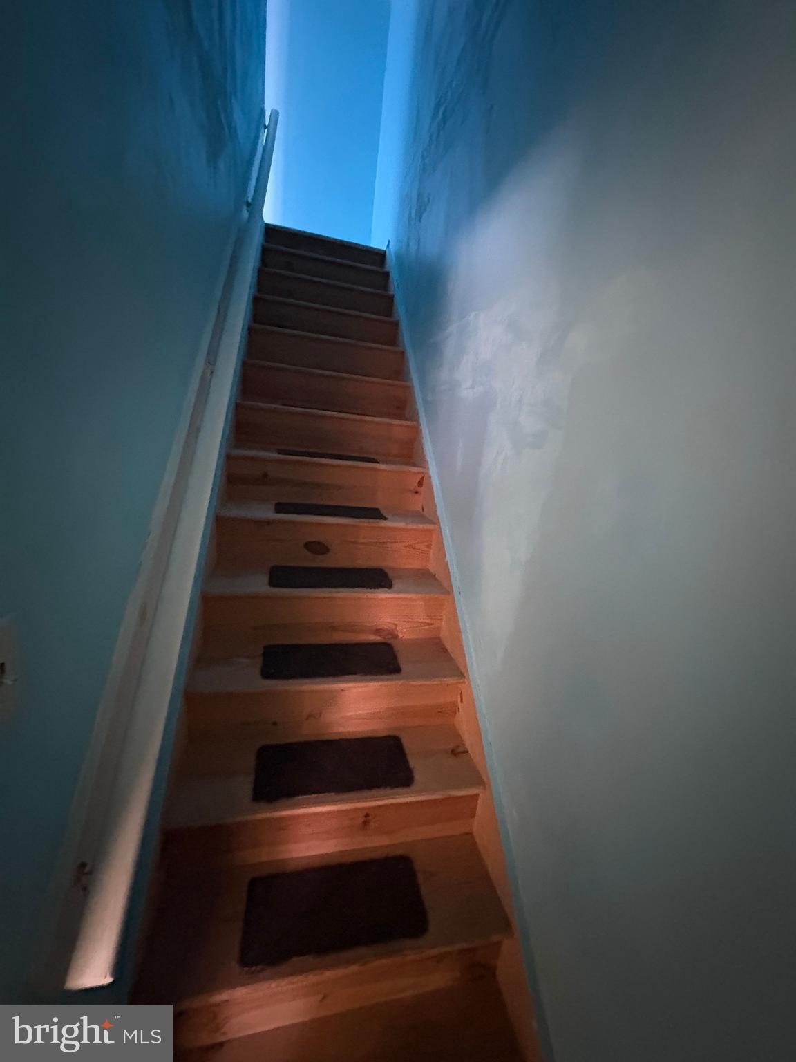 PARKWAY - Residential Lease