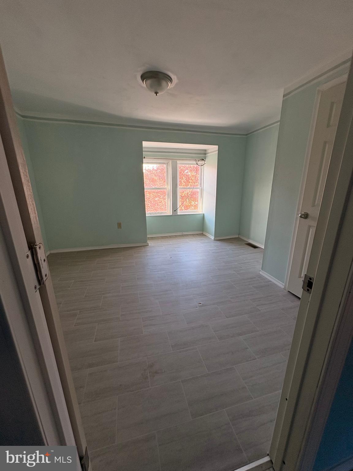 PARKWAY - Residential Lease