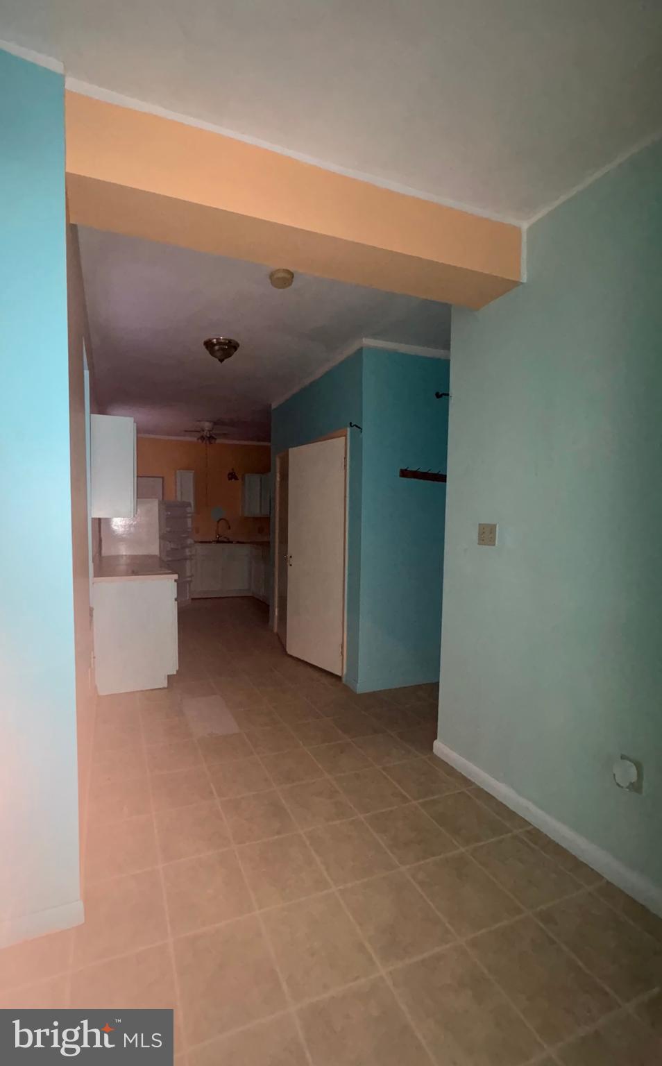 PARKWAY - Residential Lease