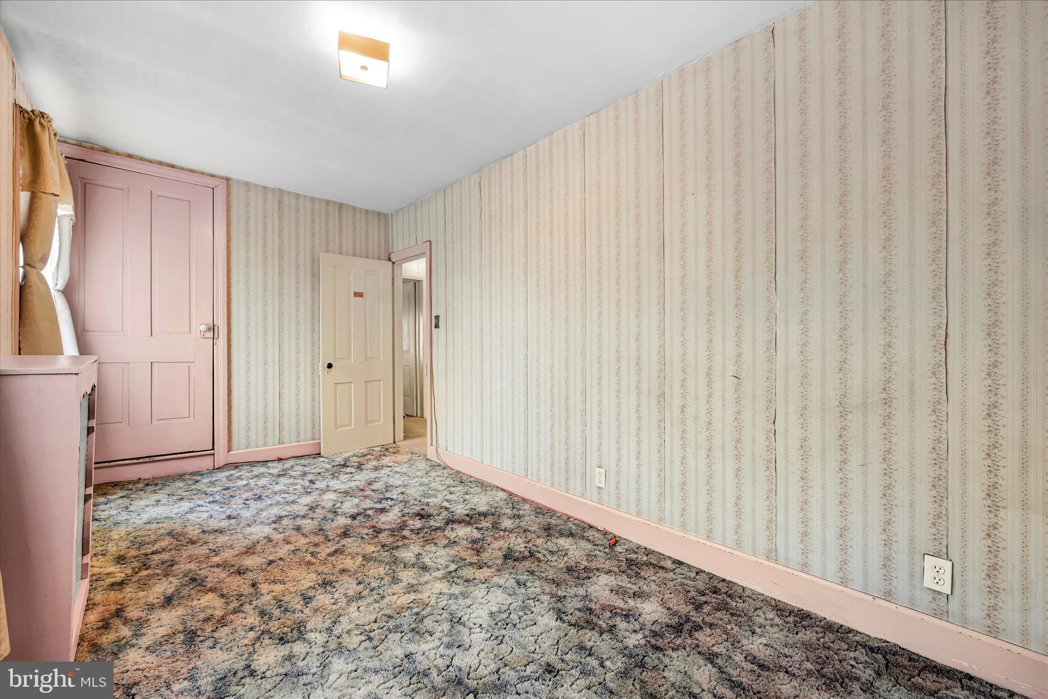 PINE GROVE - Residential