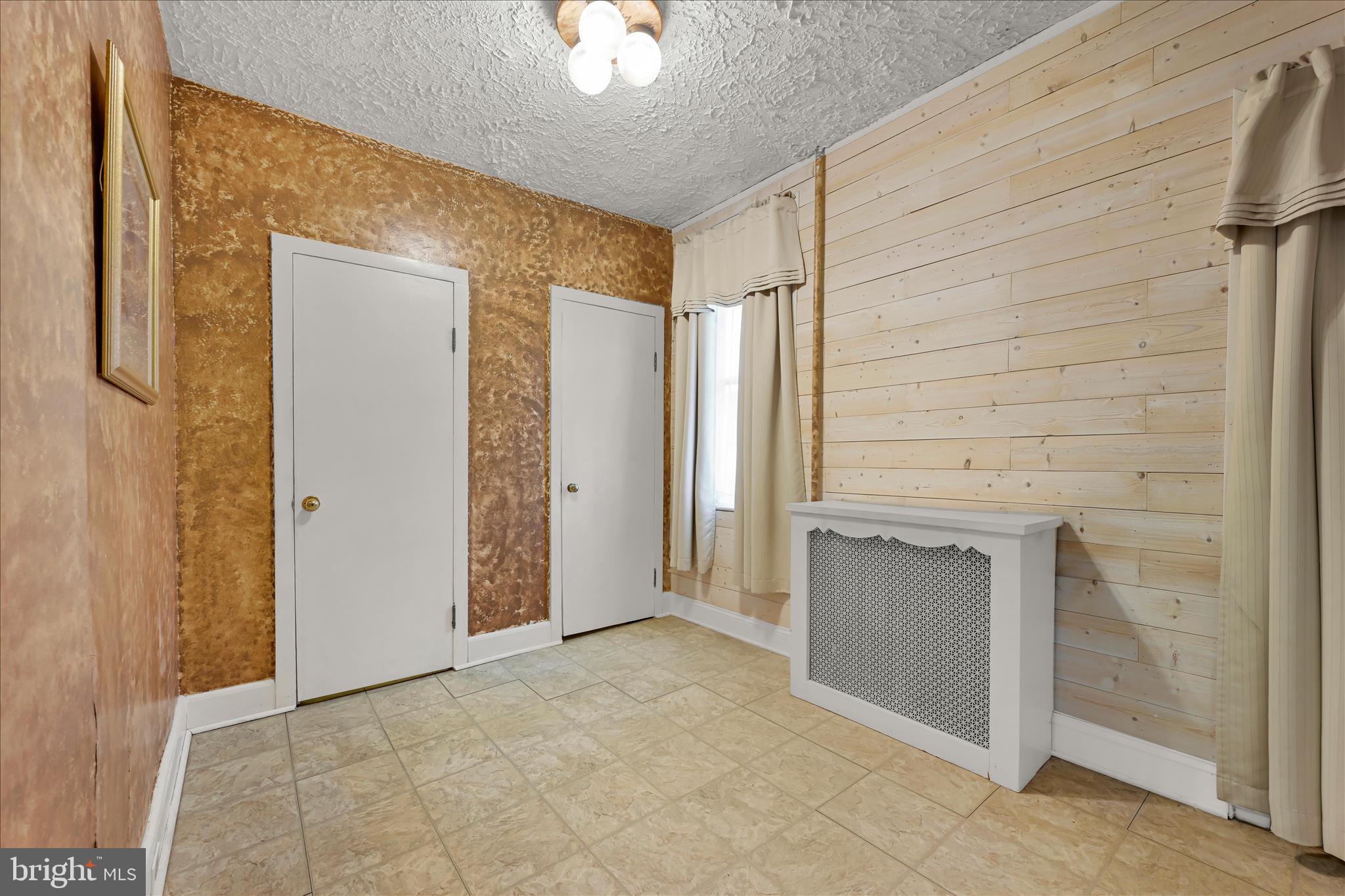 PINE GROVE - Residential