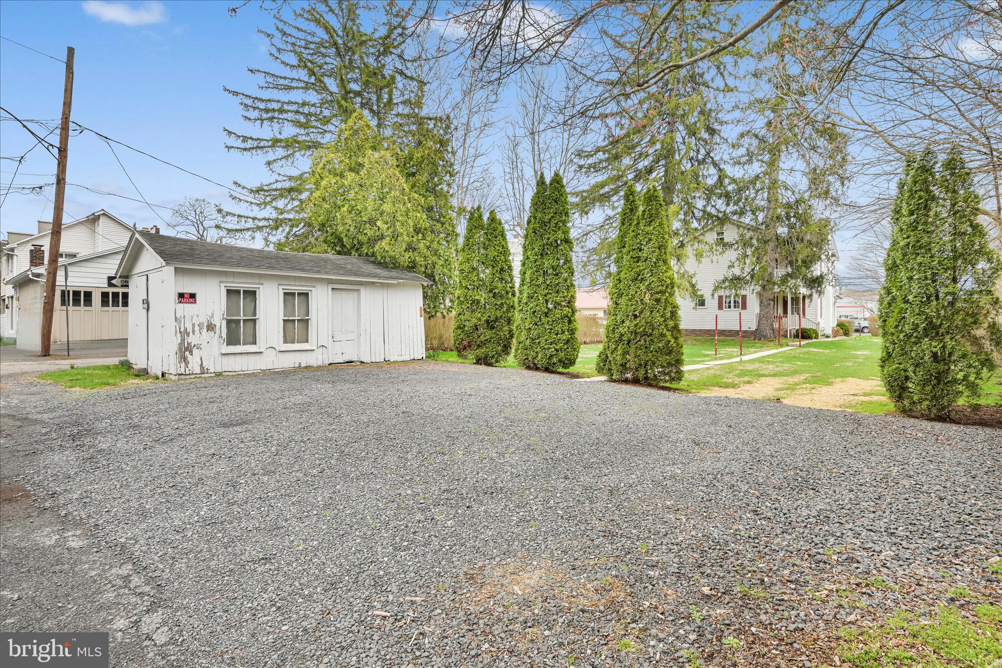 PINE GROVE - Residential