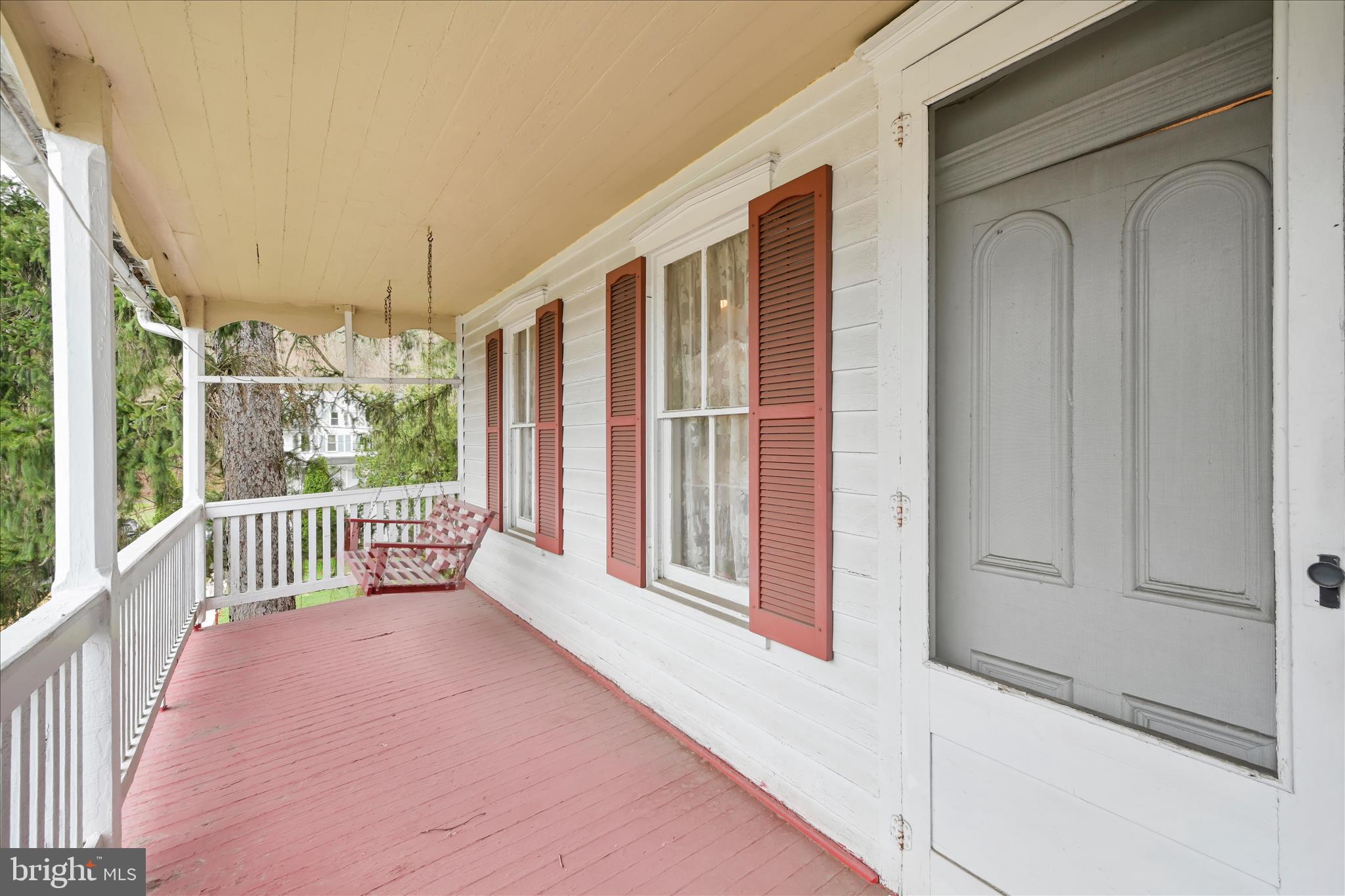 PINE GROVE - Residential