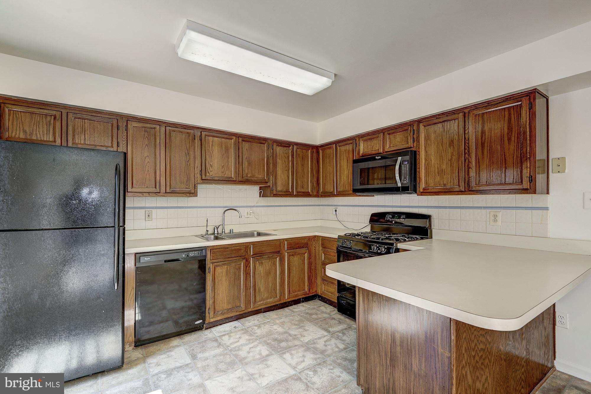 FOX CREEK - Residential Lease