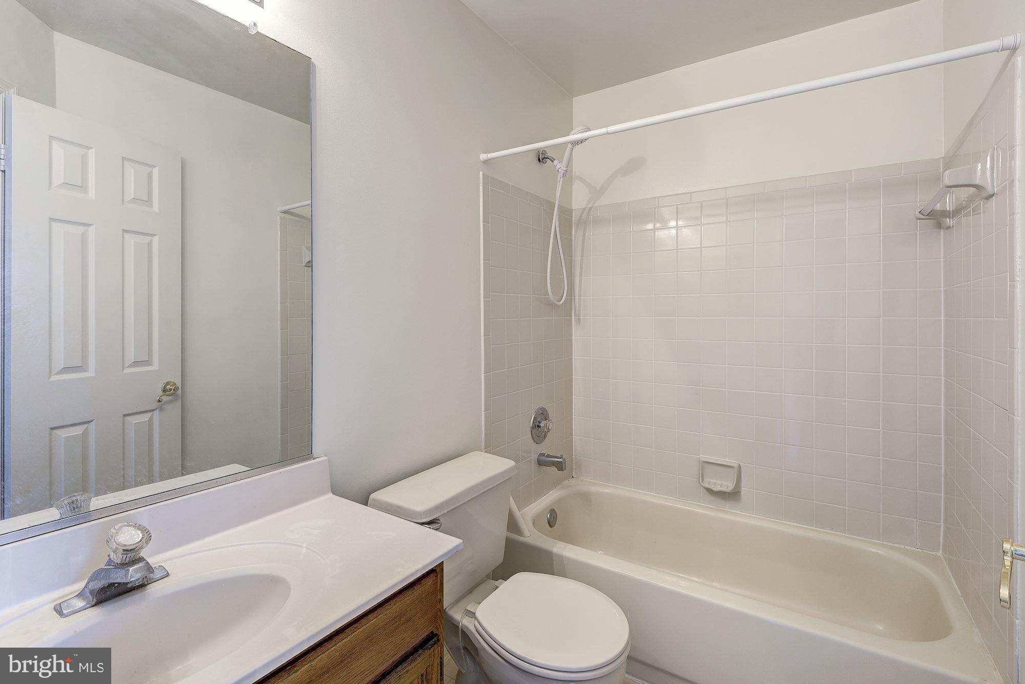 FOX CREEK - Residential Lease