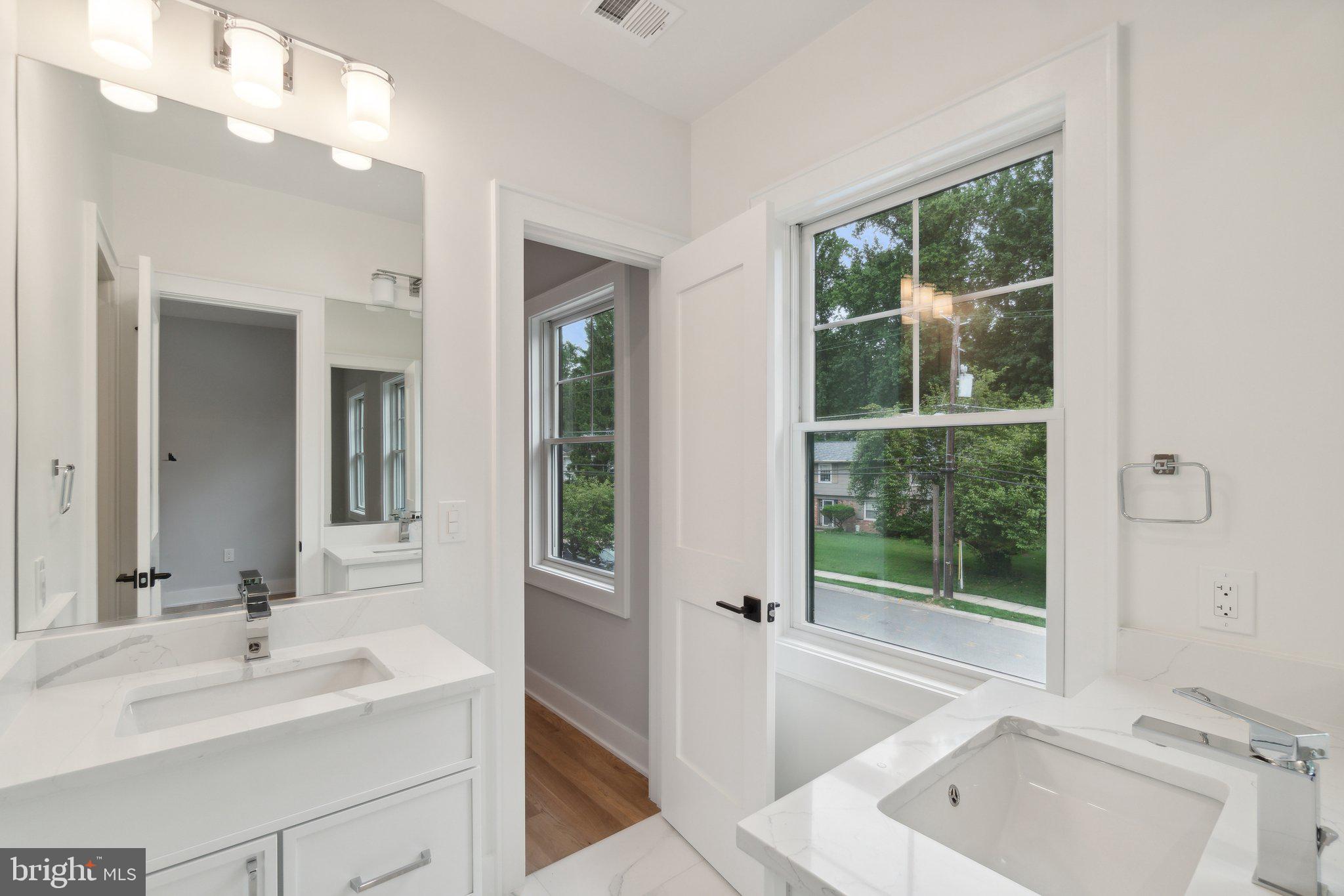 STRATTON WOODS - Residential