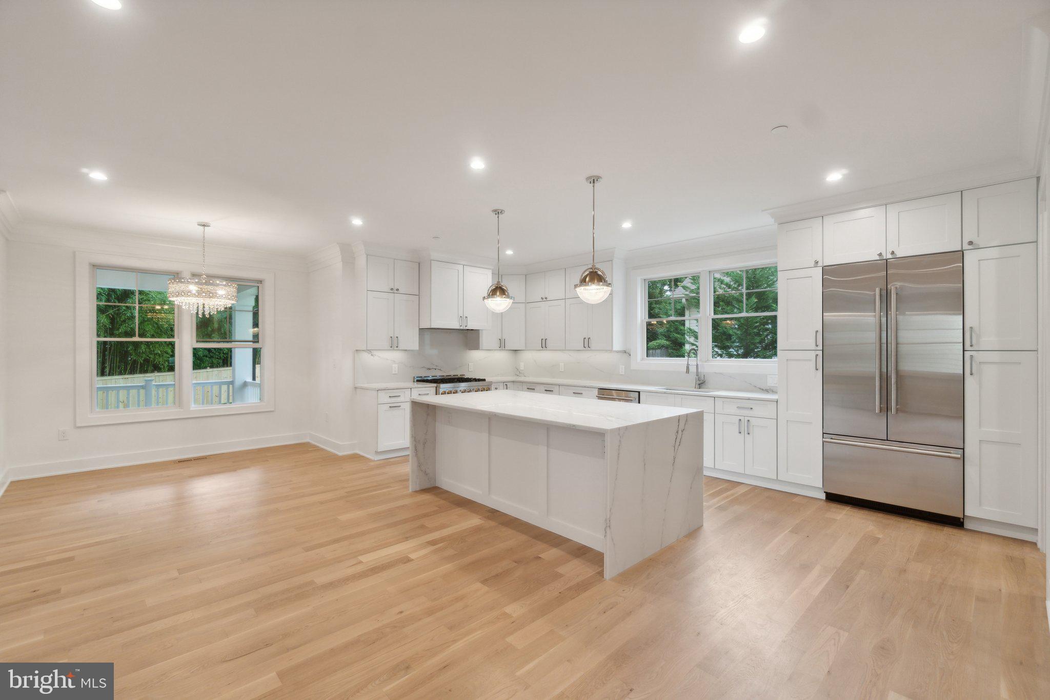 STRATTON WOODS - Residential