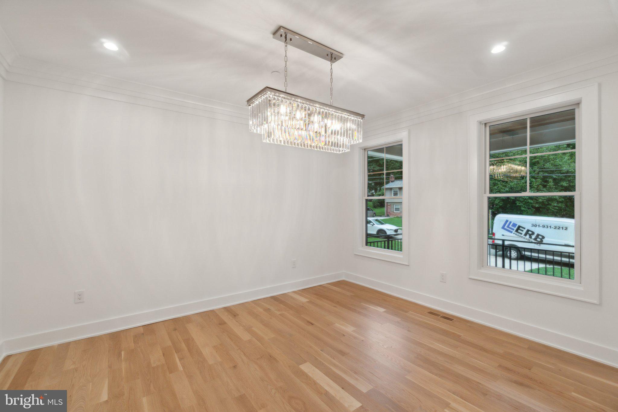 STRATTON WOODS - Residential