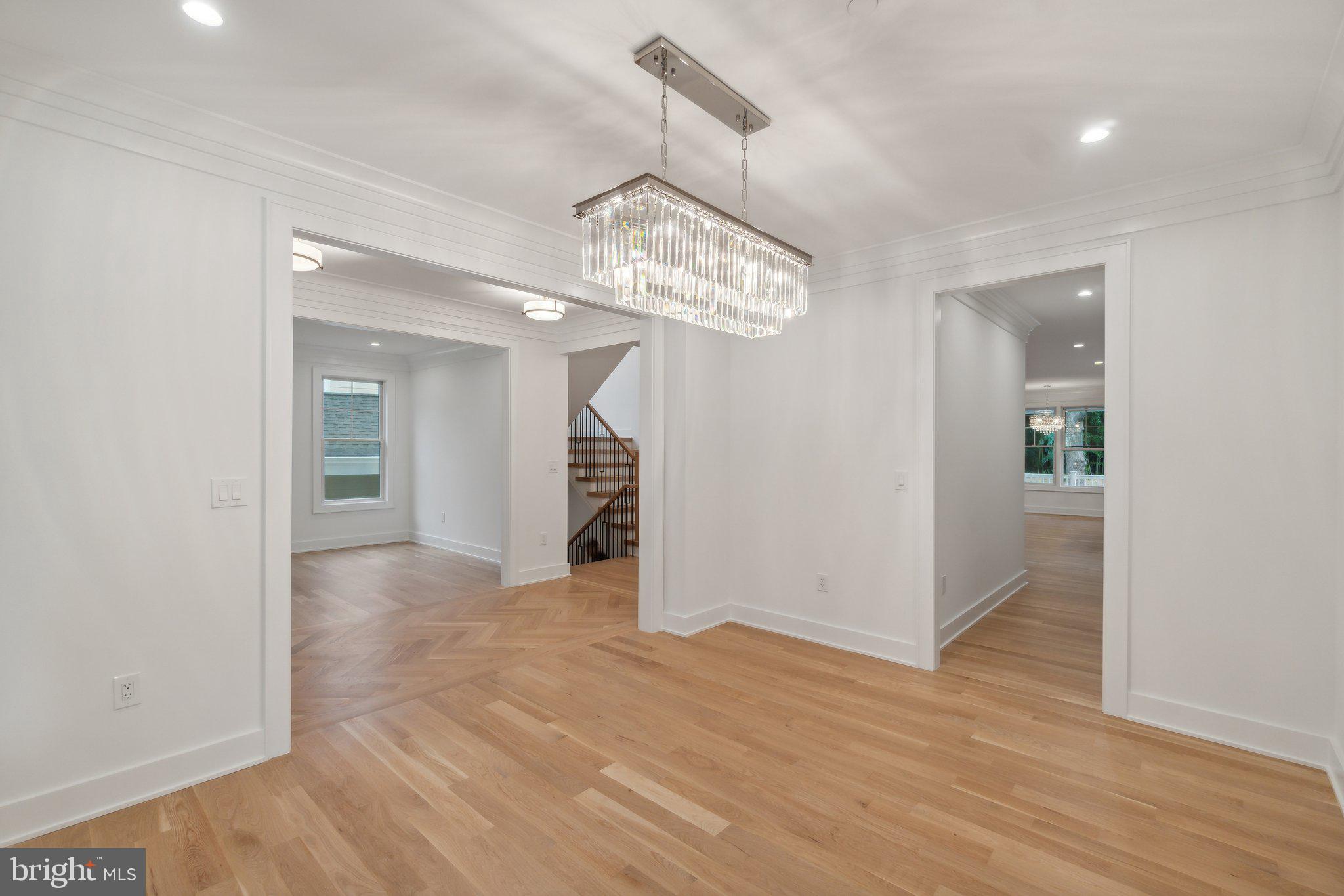 STRATTON WOODS - Residential