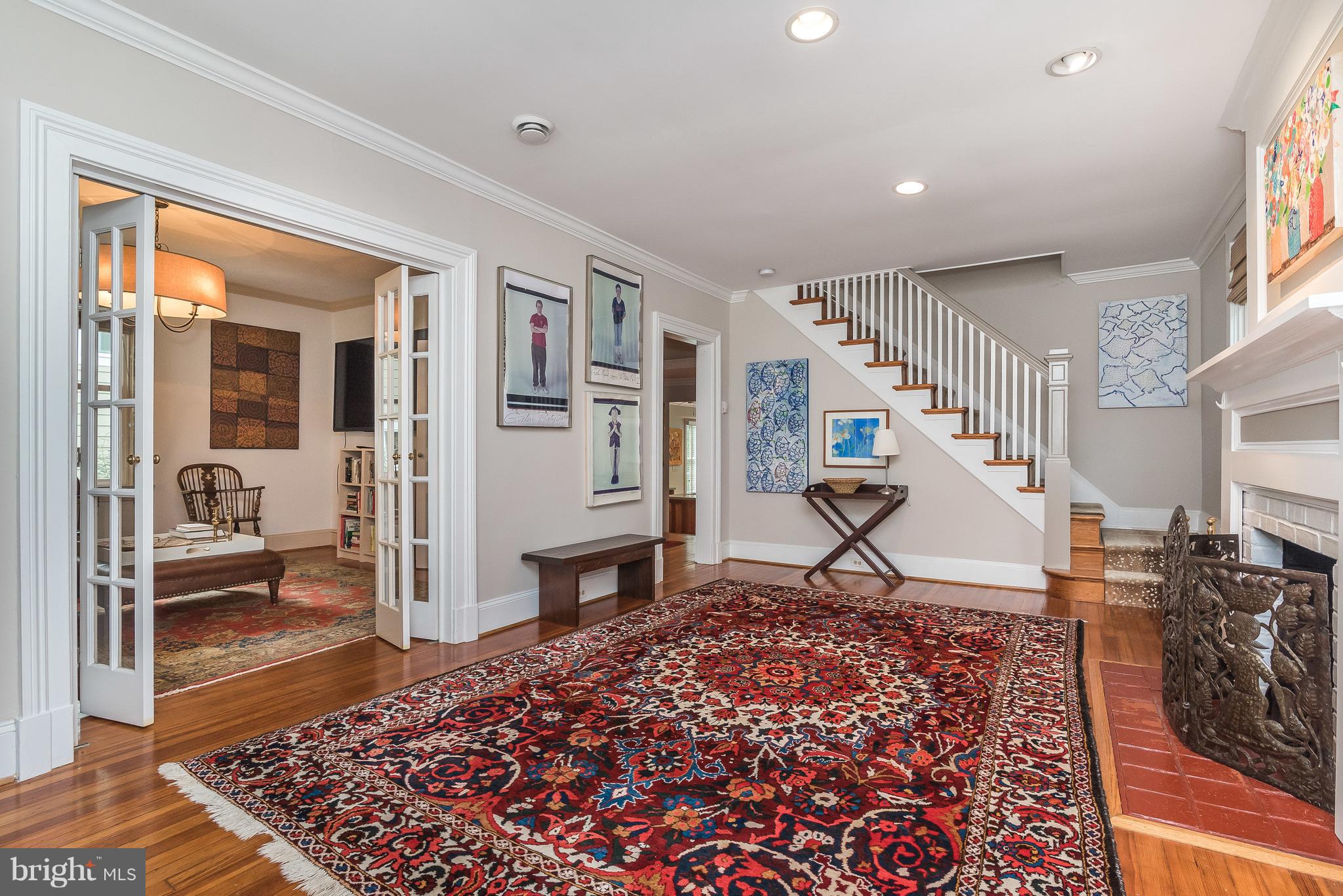 ROLAND PARK - Residential