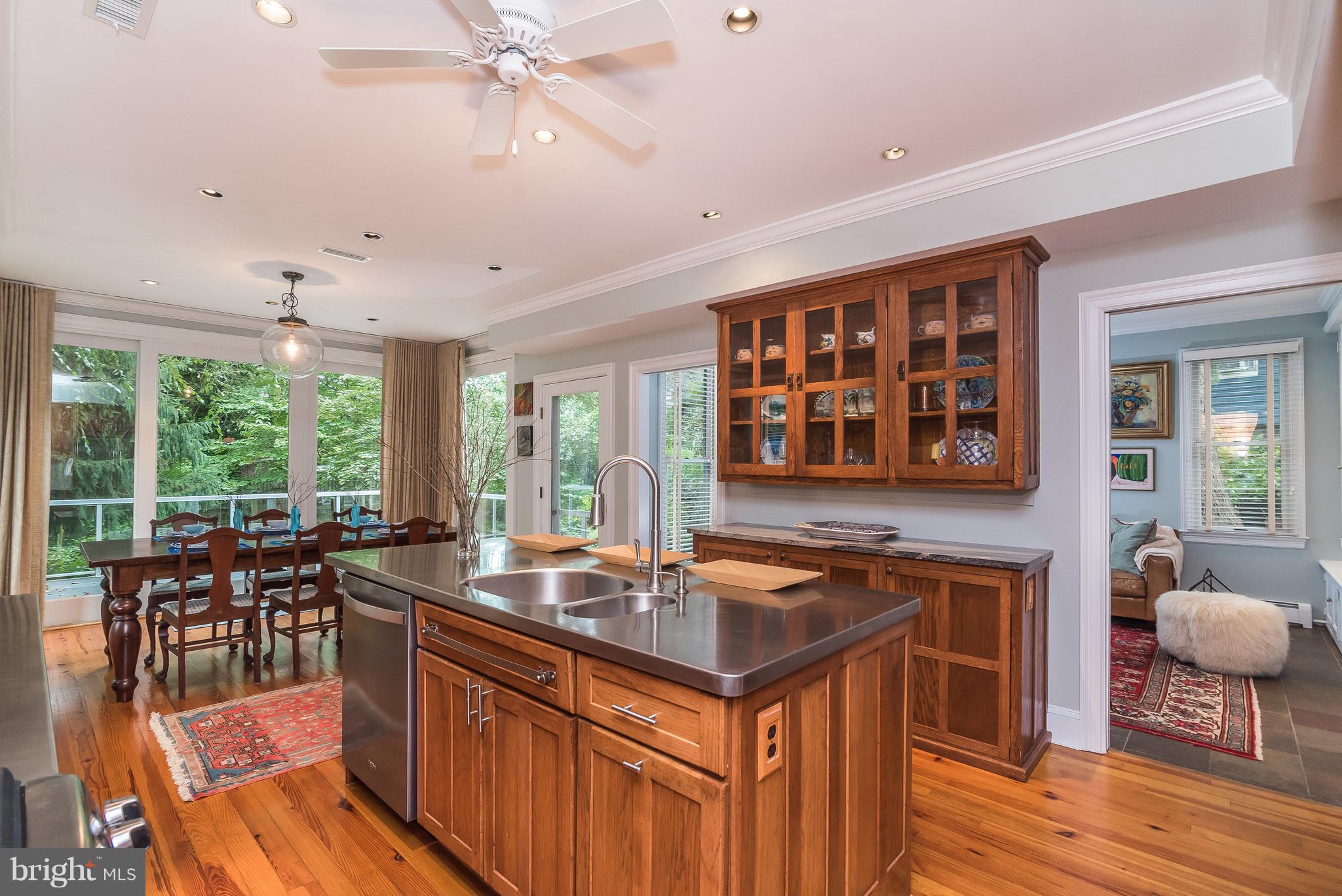 ROLAND PARK - Residential