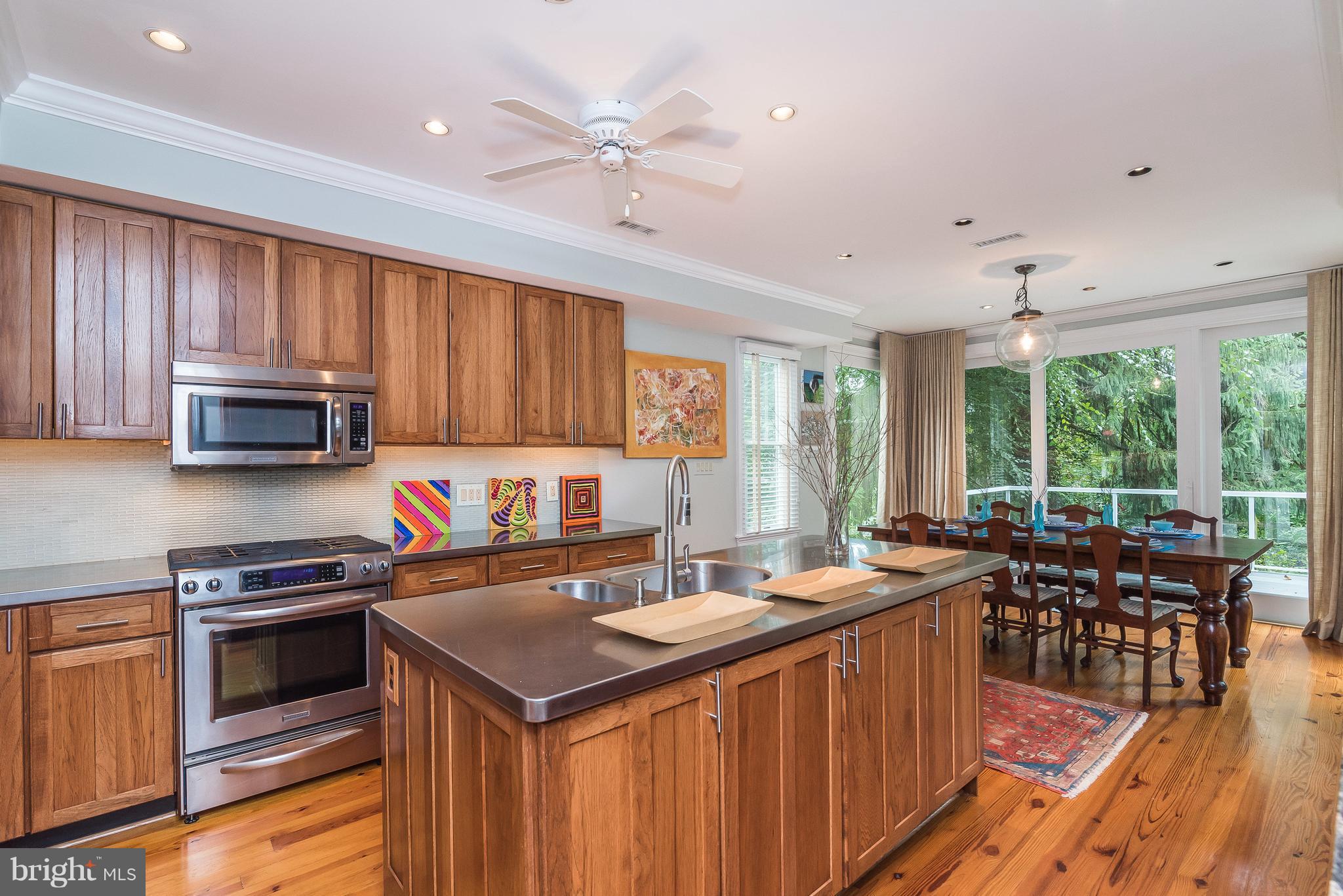 ROLAND PARK - Residential